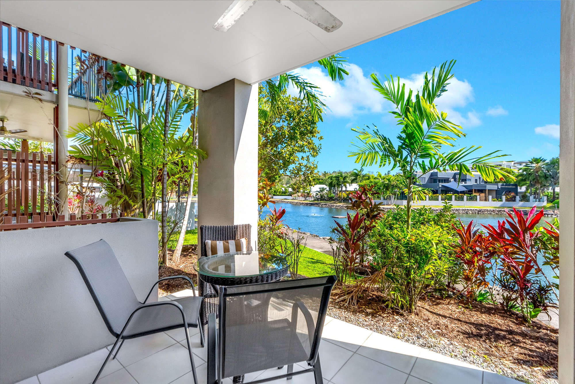Furnished 1 Bedroom Apartment in Trinity Beach