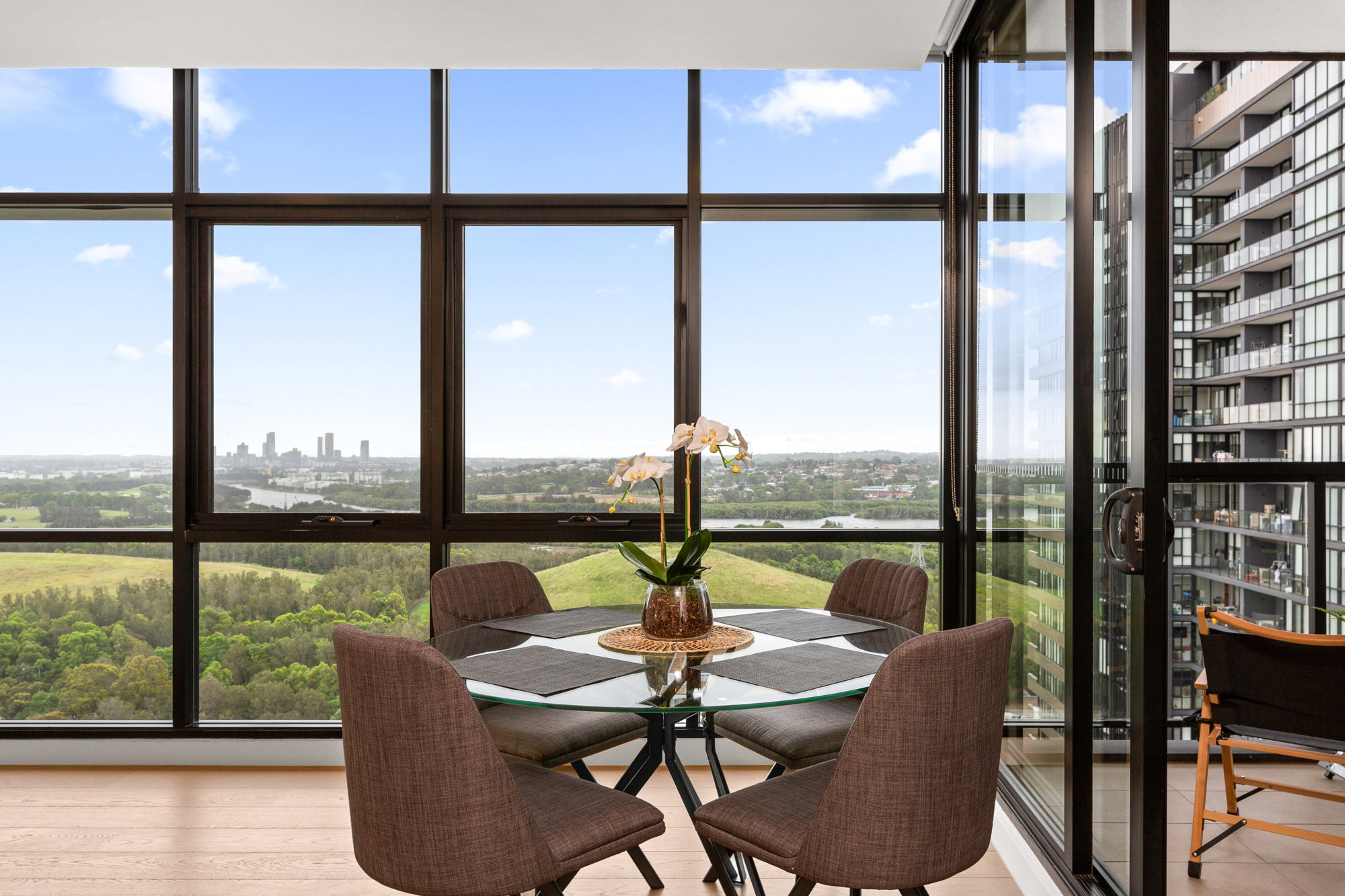 Furnished 1 Bedroom Apartment in Wentworth Point