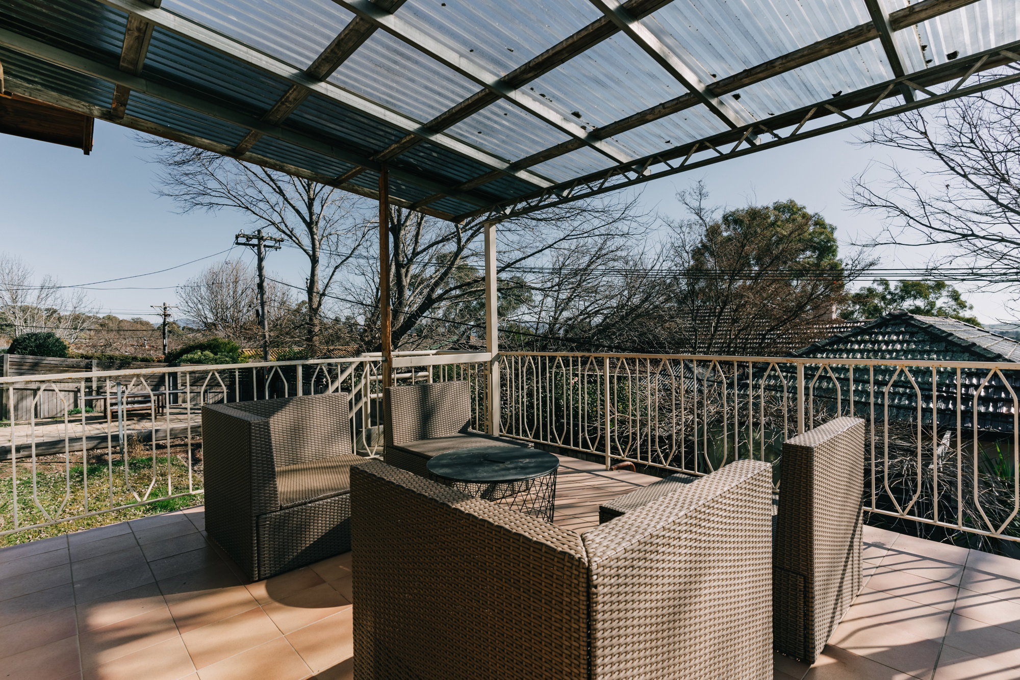 Furnished 5 Bedroom House in Deakin