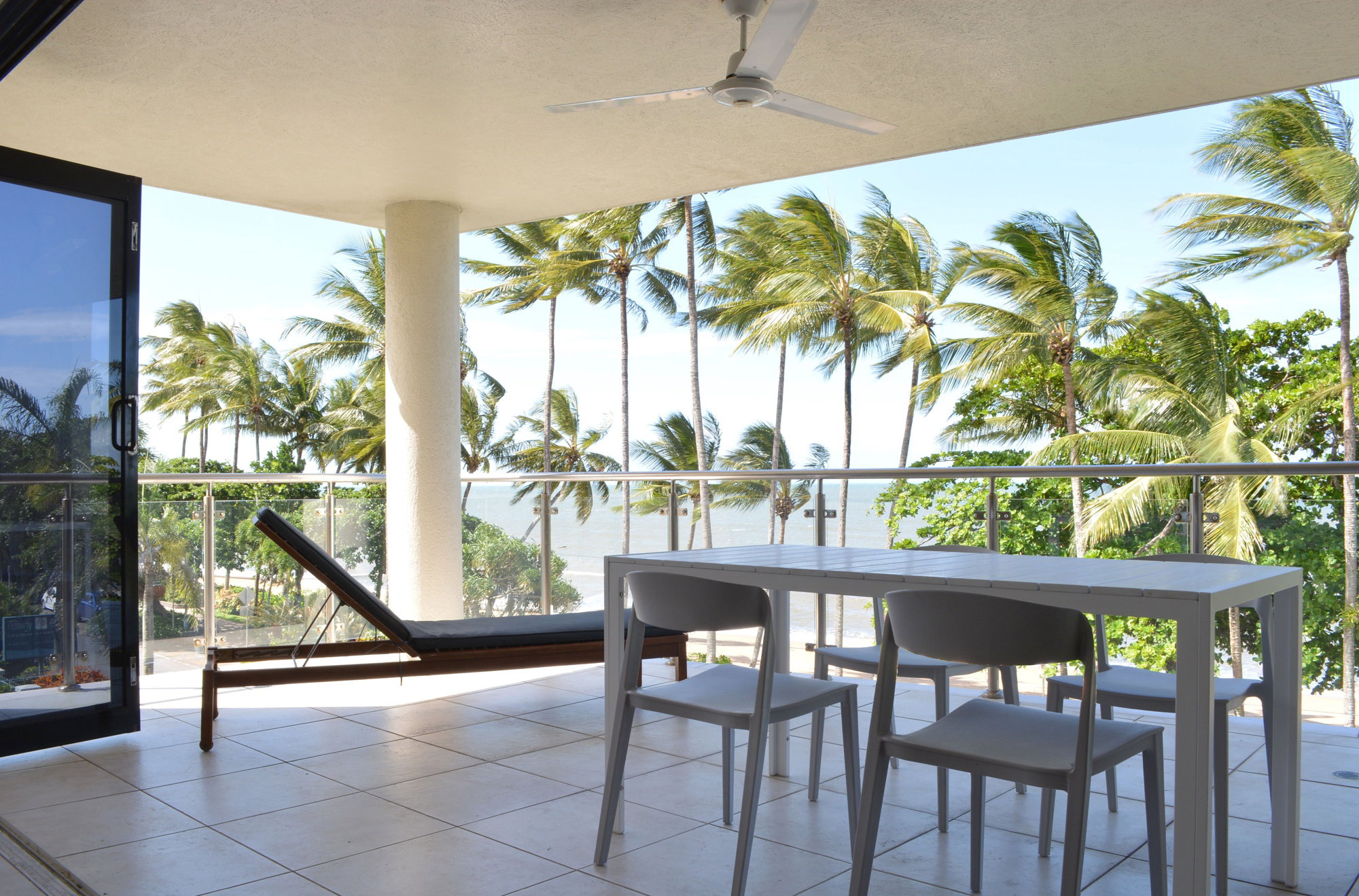 Furnished 3 Bedroom Apartment in Trinity Beach