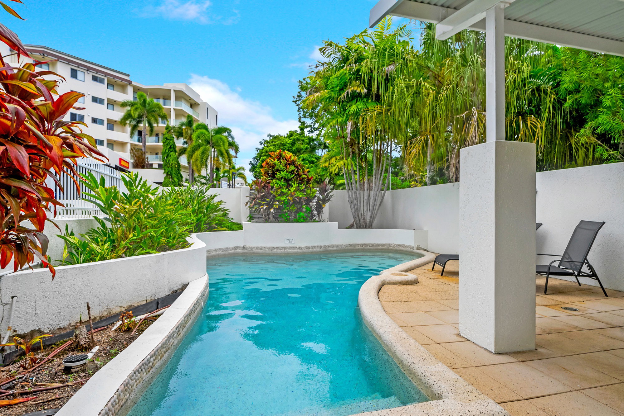 Furnished 2 Bedroom Apartment in Trinity Beach