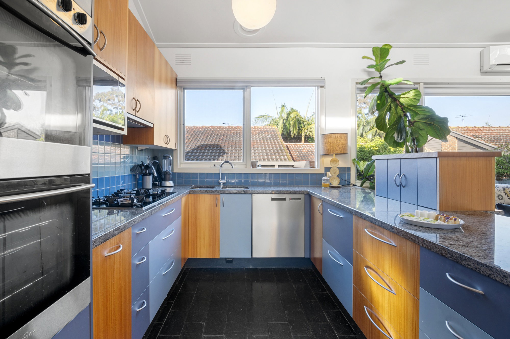 Furnished 5 Bedroom House in Beaumaris