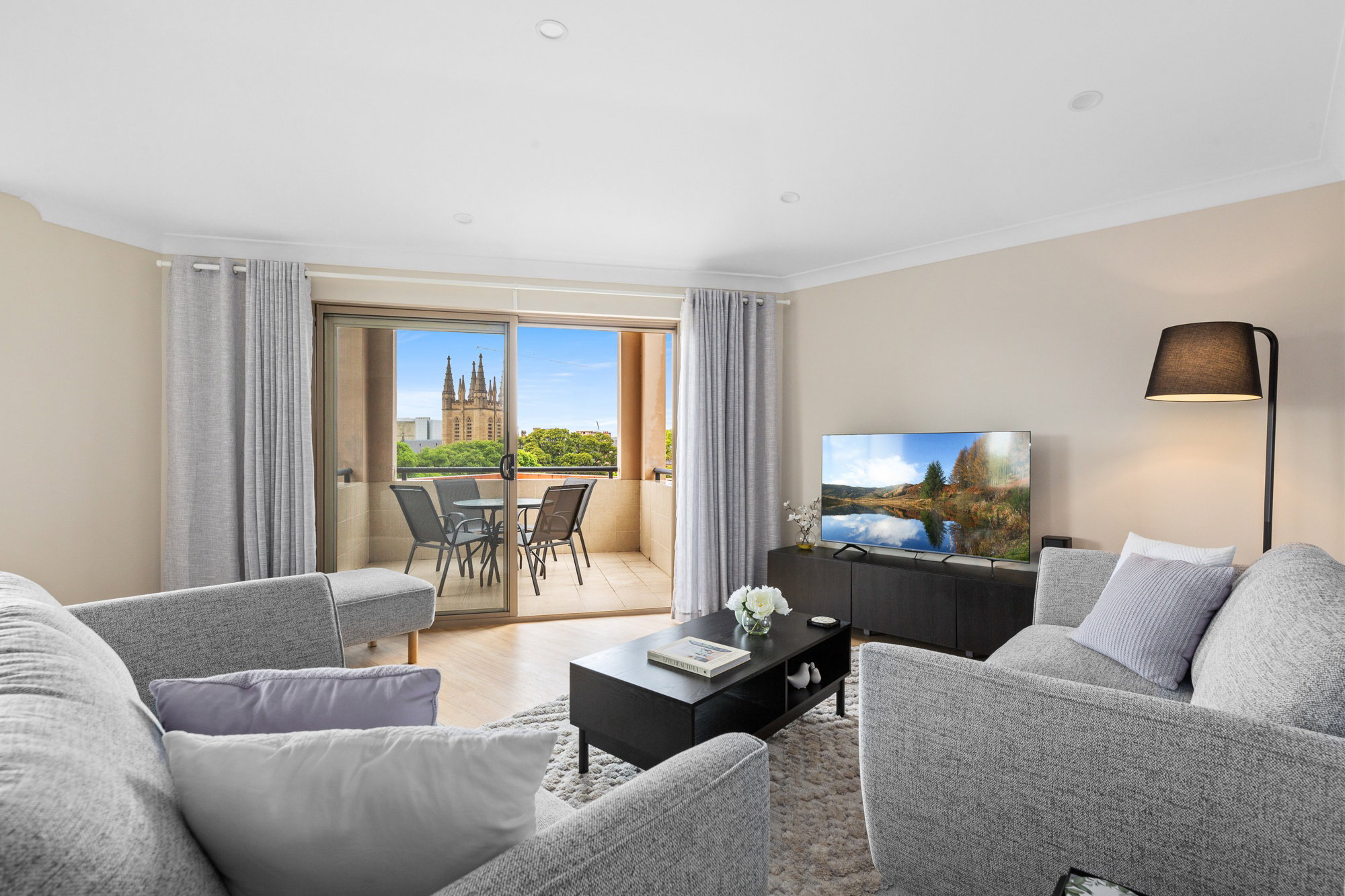 Furnished 2 Bedroom Apartment in Camperdown
