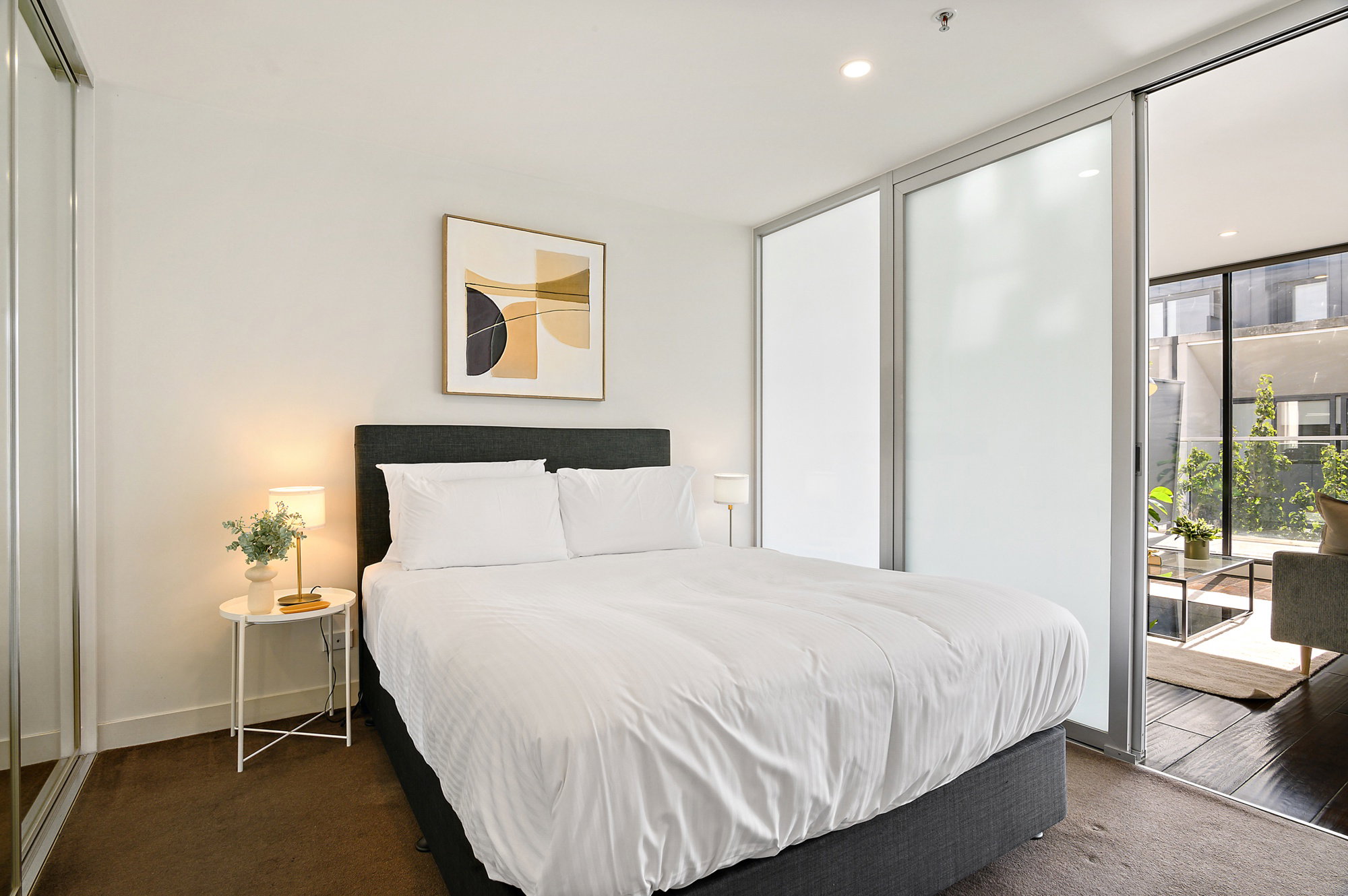 Furnished 1 Bedroom Apartment in Ascot Vale