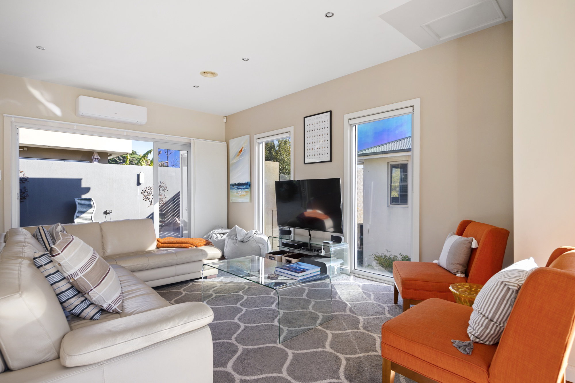 Furnished 3 Bedroom House in Dromana