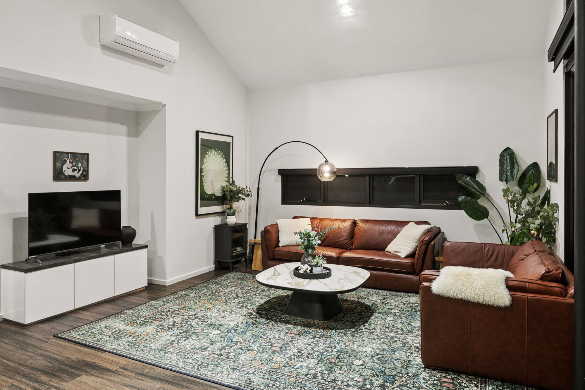 Furnished 3 Bedroom Apartment in Leederville
