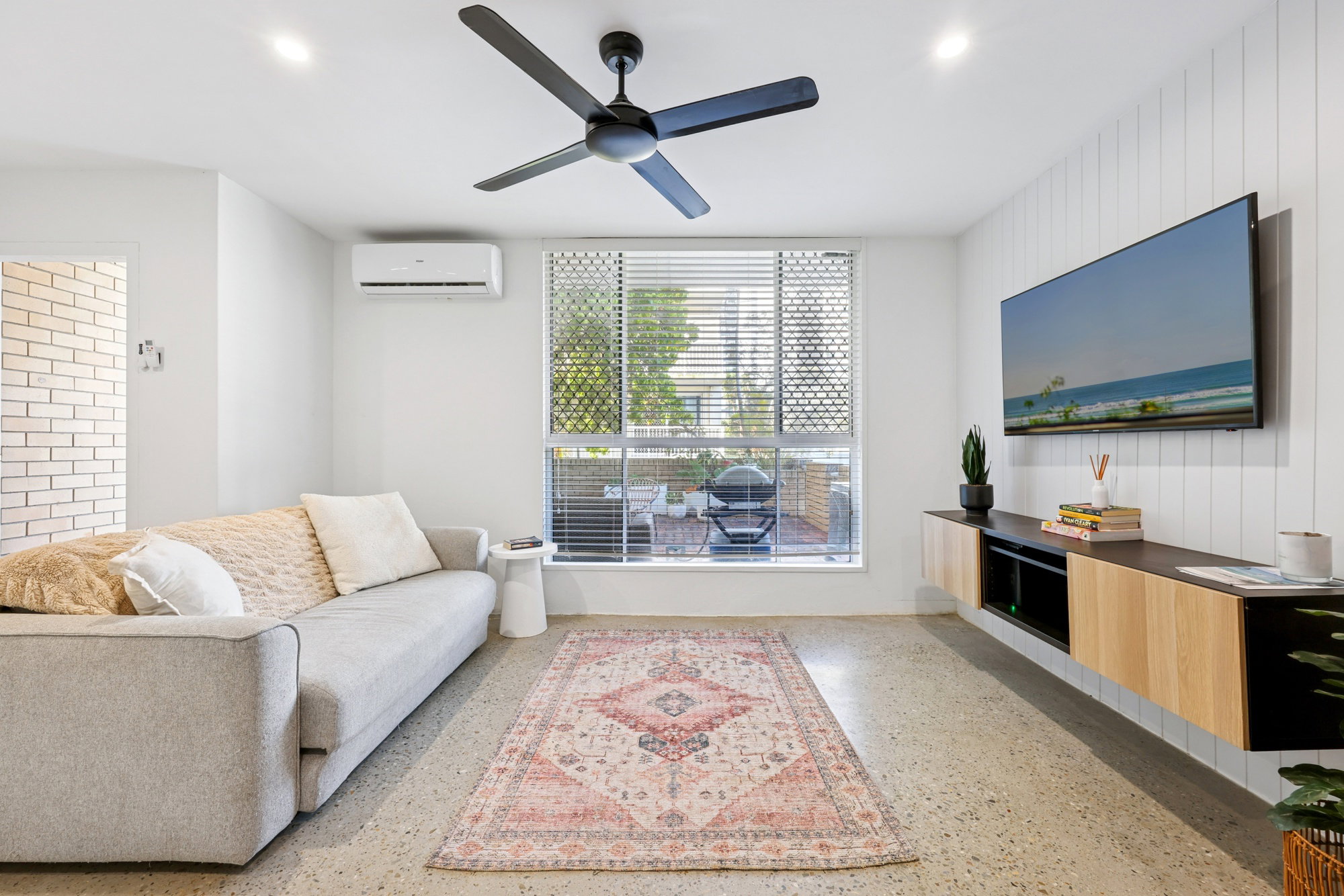 Furnished 1 Bedroom Apartment in Coolangatta