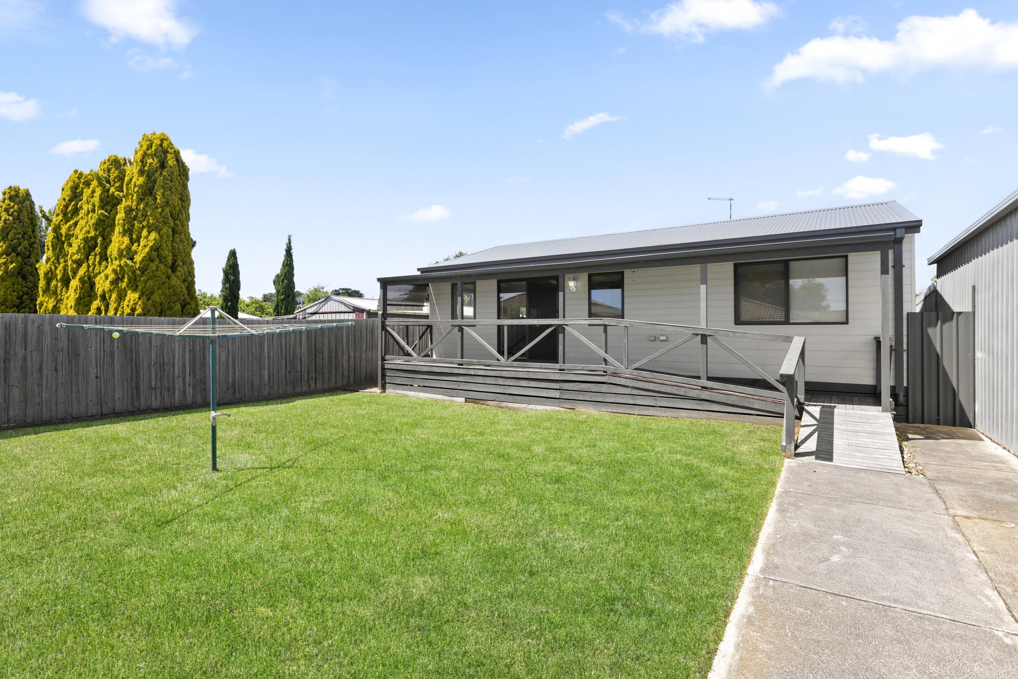 Furnished 2 Bedroom Apartment in Portarlington