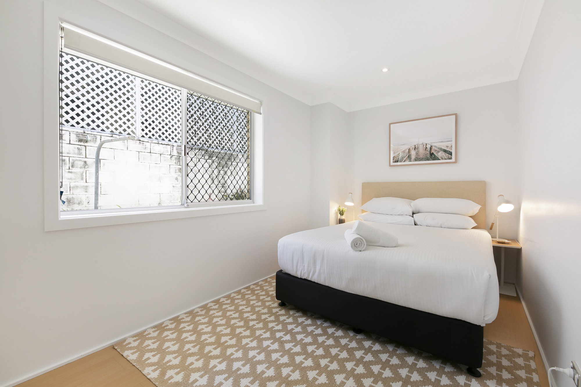 Furnished 2 Bedroom Apartment in Mermaid Beach