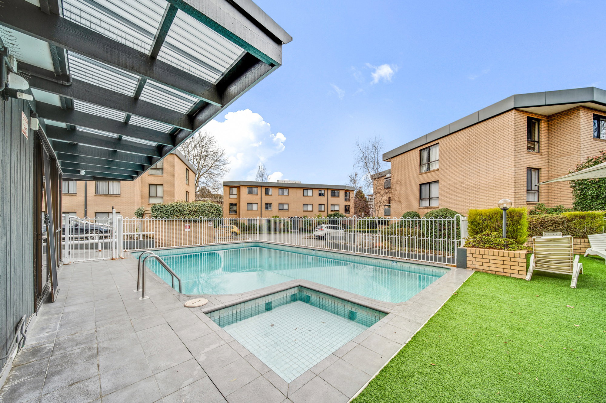 Furnished 2 Bedroom Apartment in Kingston