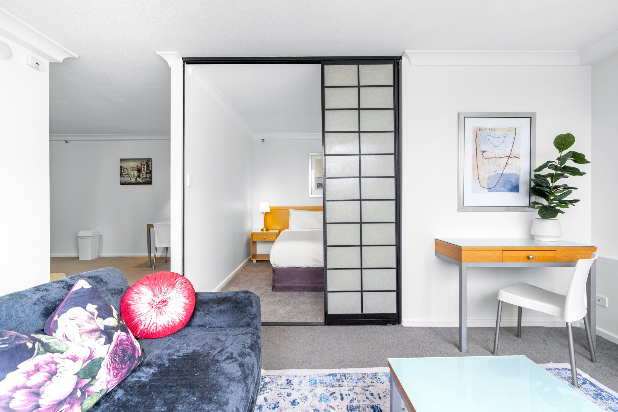 Furnished 1 Bedroom Apartment in Brisbane City