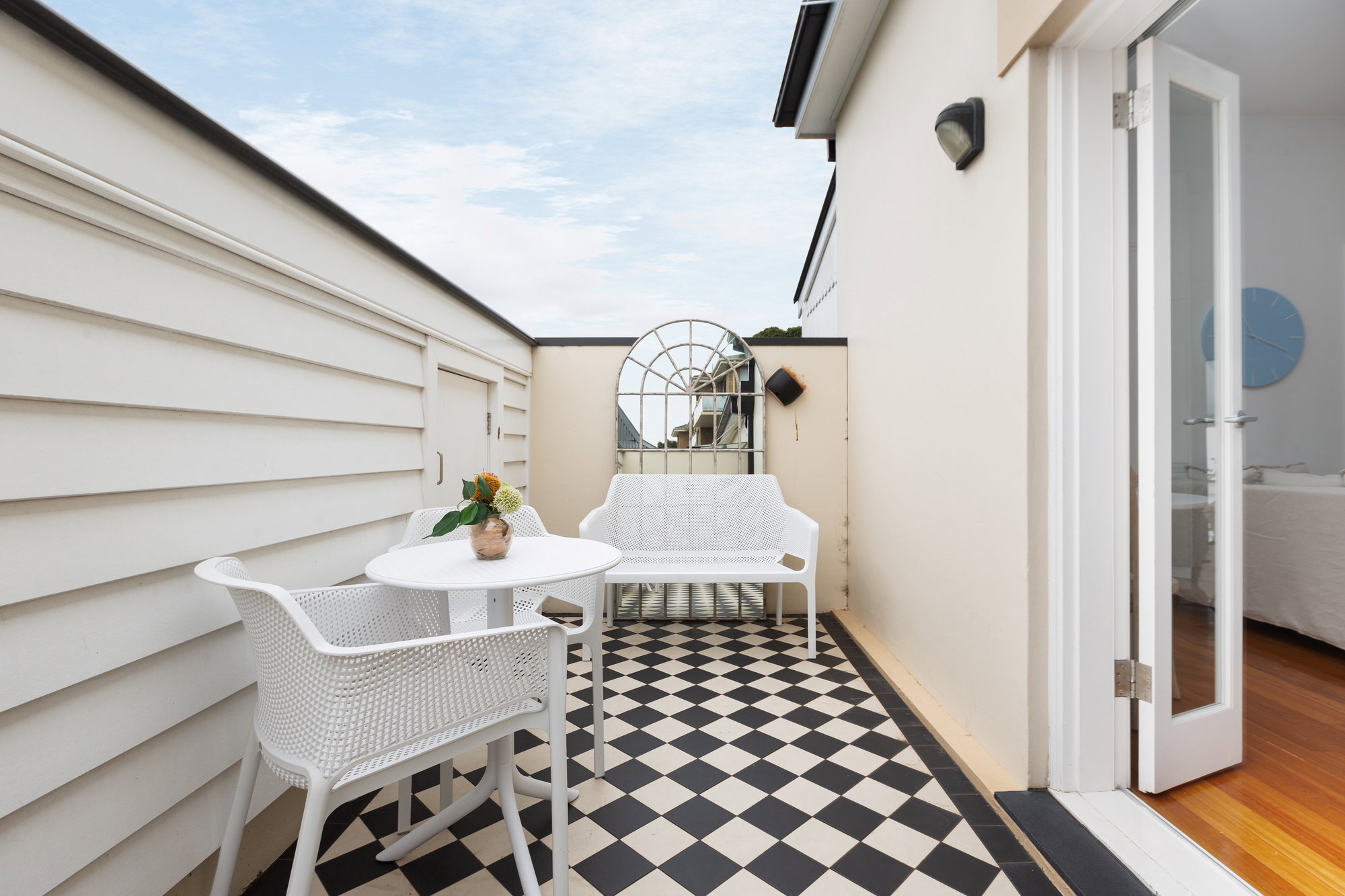 Furnished 1 Bedroom Rental in Fairfield West