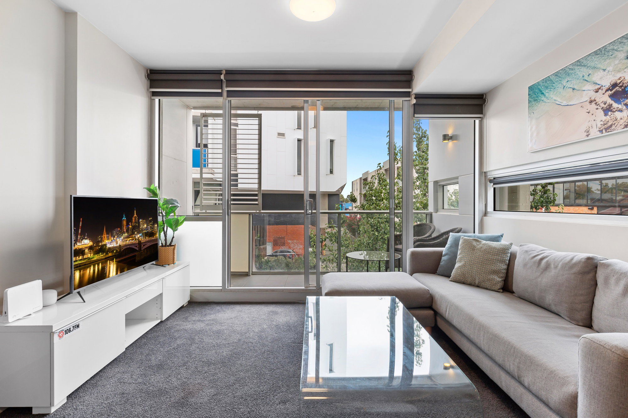 Furnished 1 Bedroom Apartment in Fitzroy North