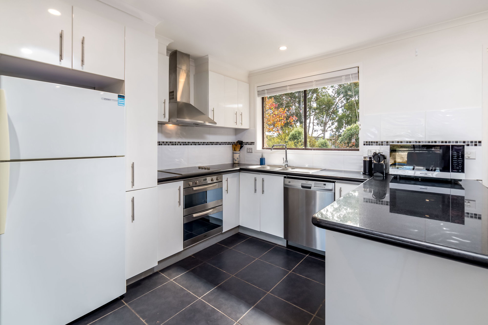 Furnished 2 Bedroom House in Cook
