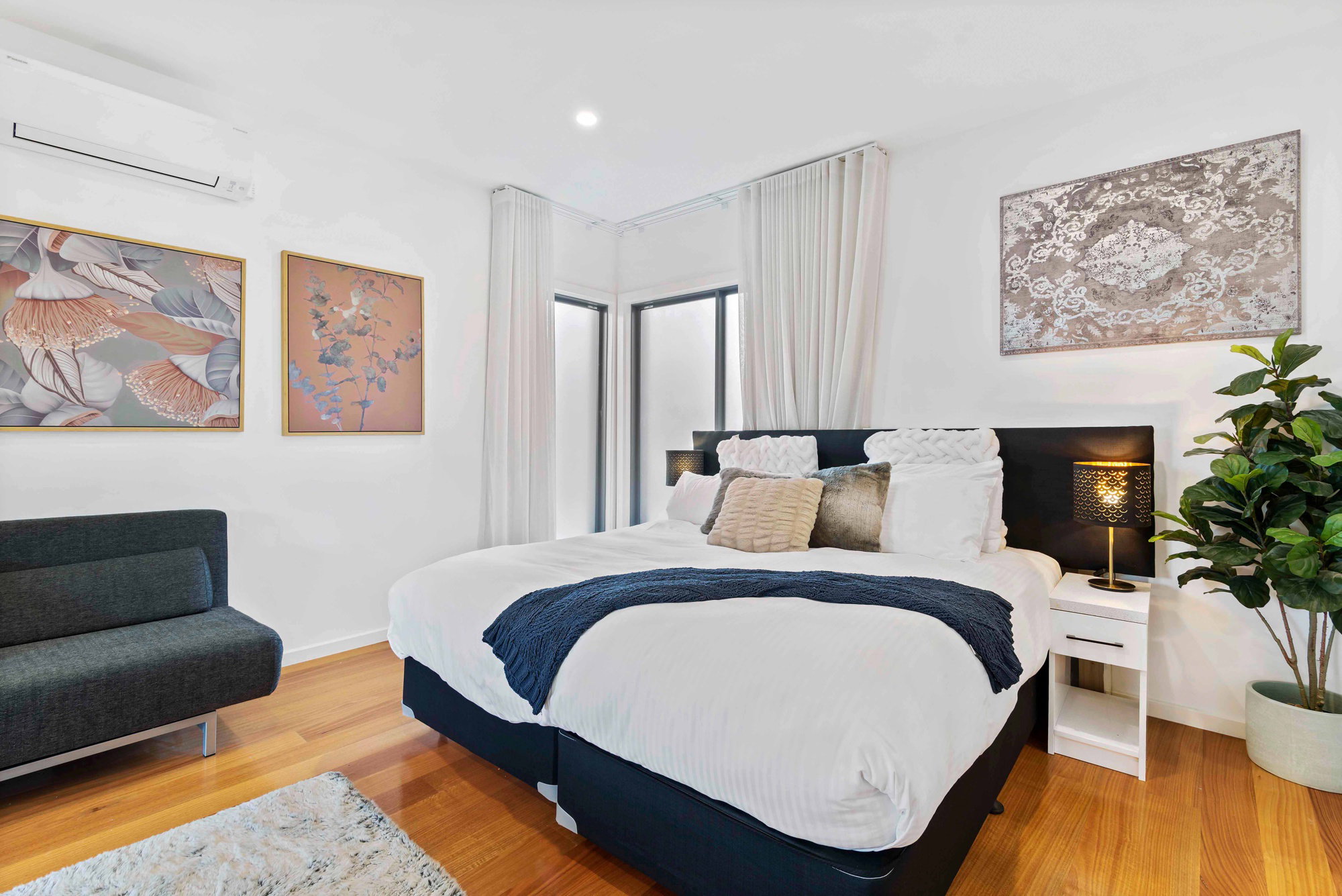 Furnished 1 Bedroom Rental in Carnegie