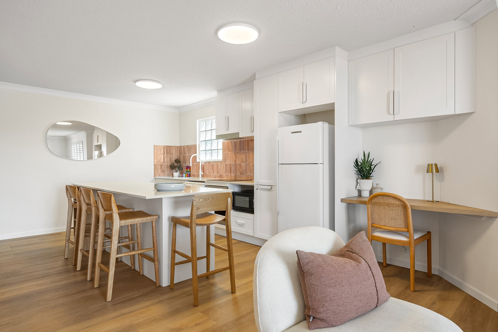 Furnished 2 Bedroom Apartment in Kings Beach