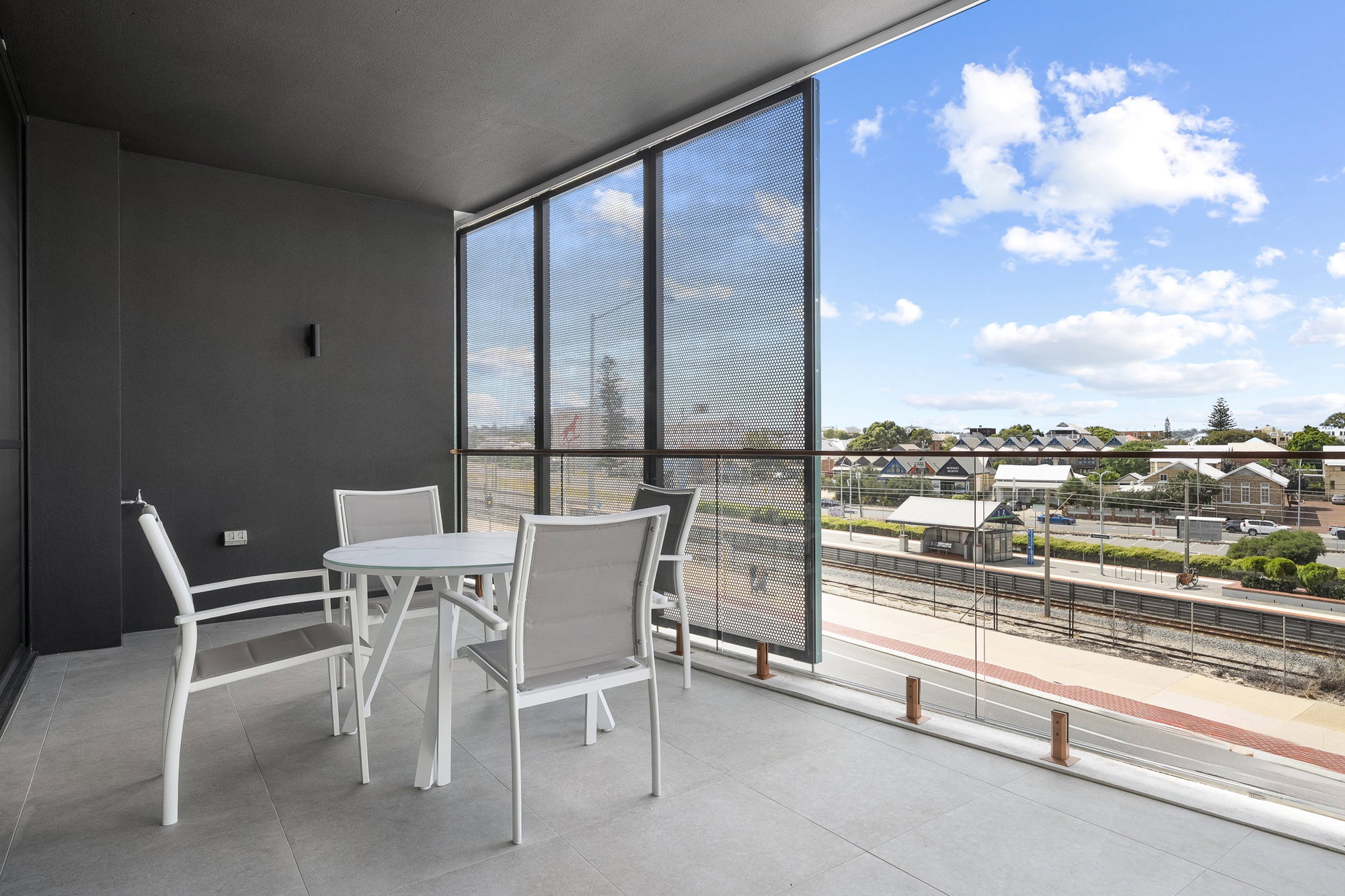 Furnished 1 Bedroom Apartment in North Fremantle