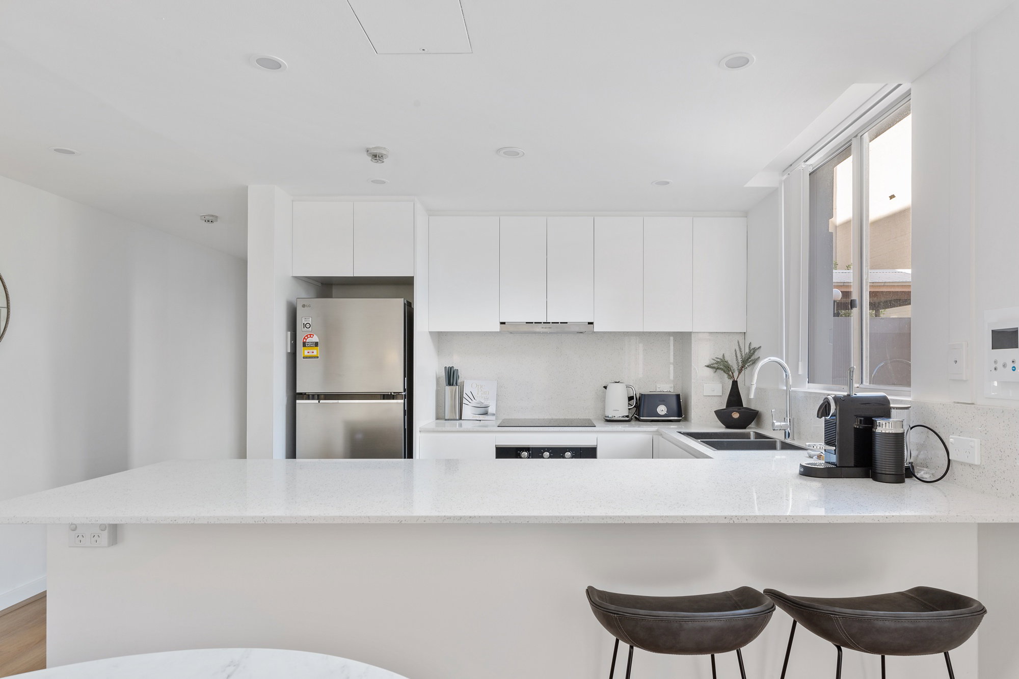 Furnished 2 Bedroom Apartment in Camperdown