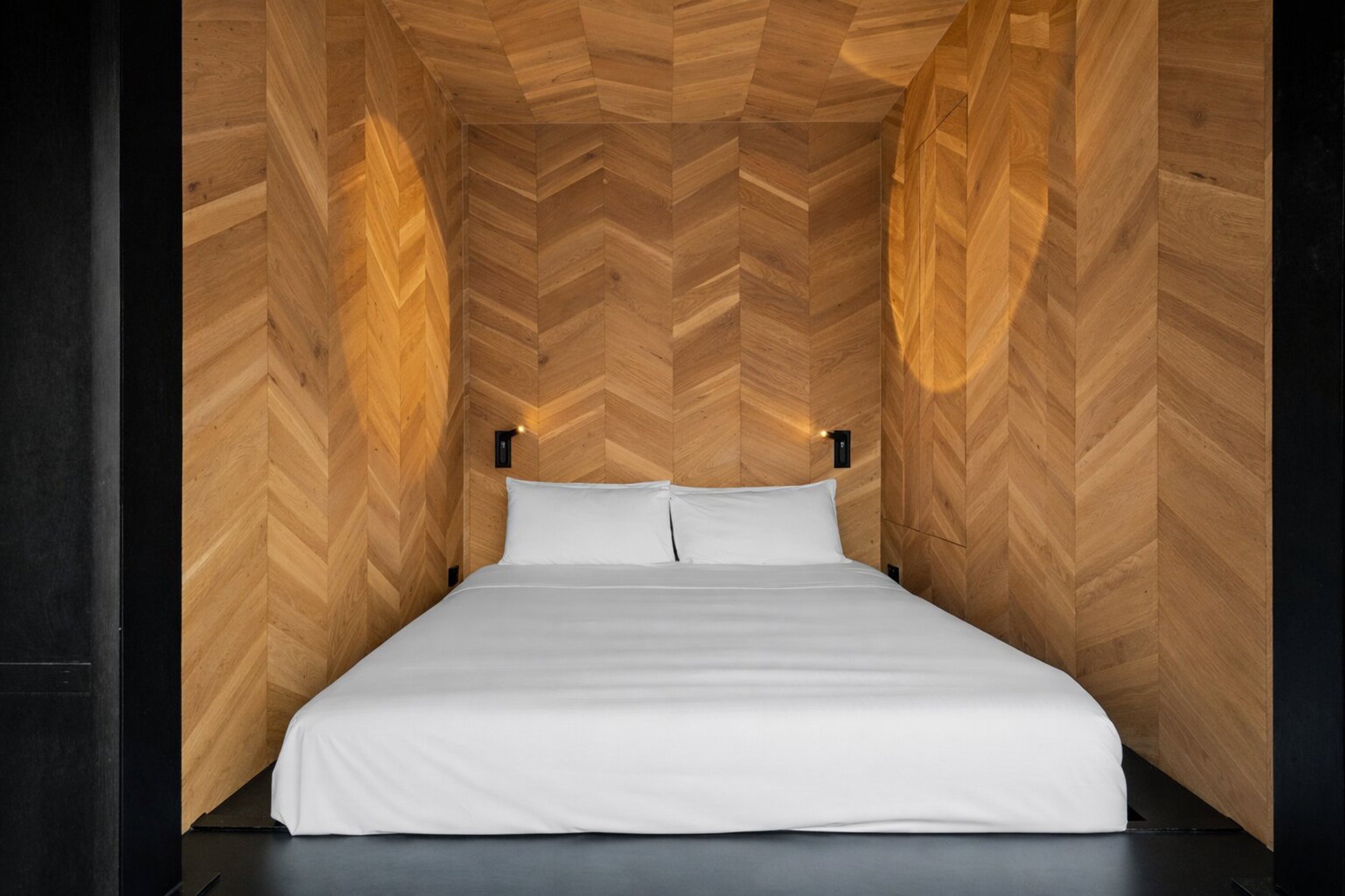 Furnished 1 Bedroom Apartment in Fitzroy