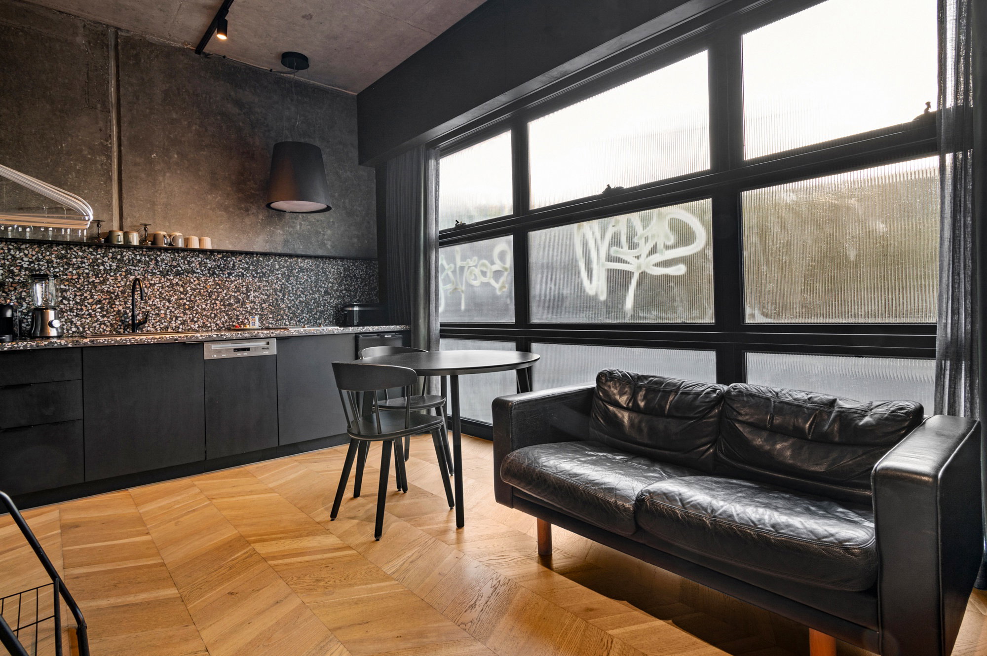 Furnished 1 Bedroom Apartment in Fitzroy