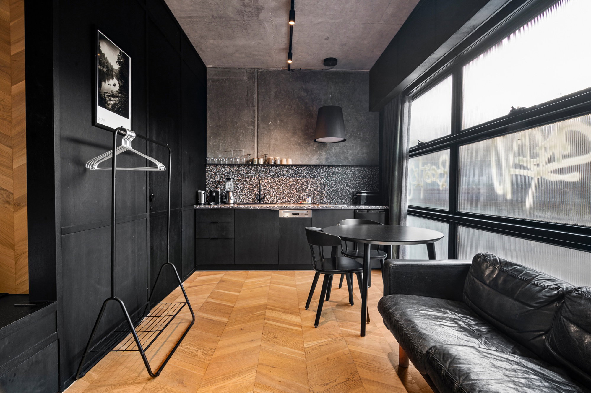 Furnished 1 Bedroom Apartment in Fitzroy
