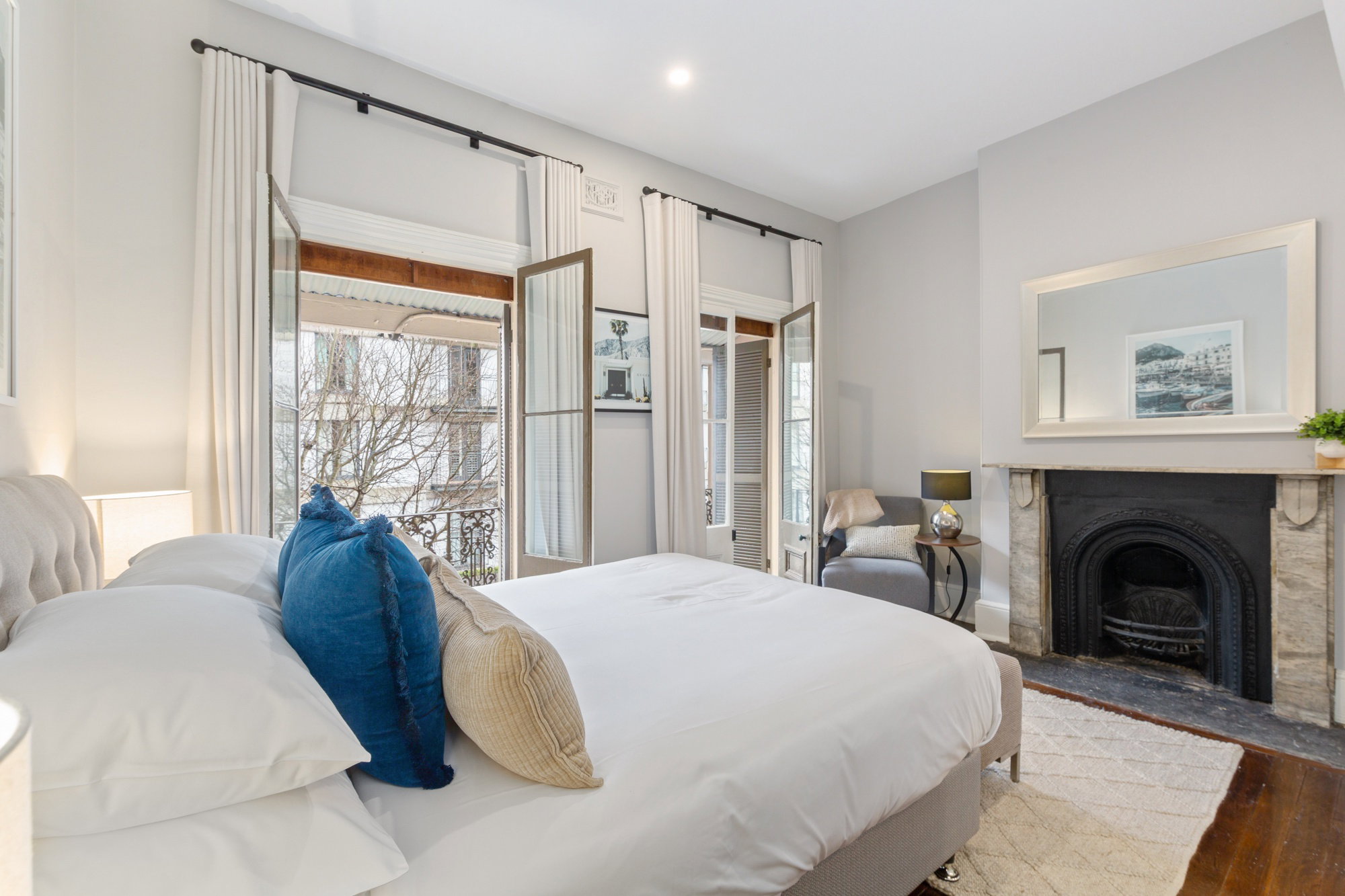 Furnished 4 Bedroom House in Millers Point