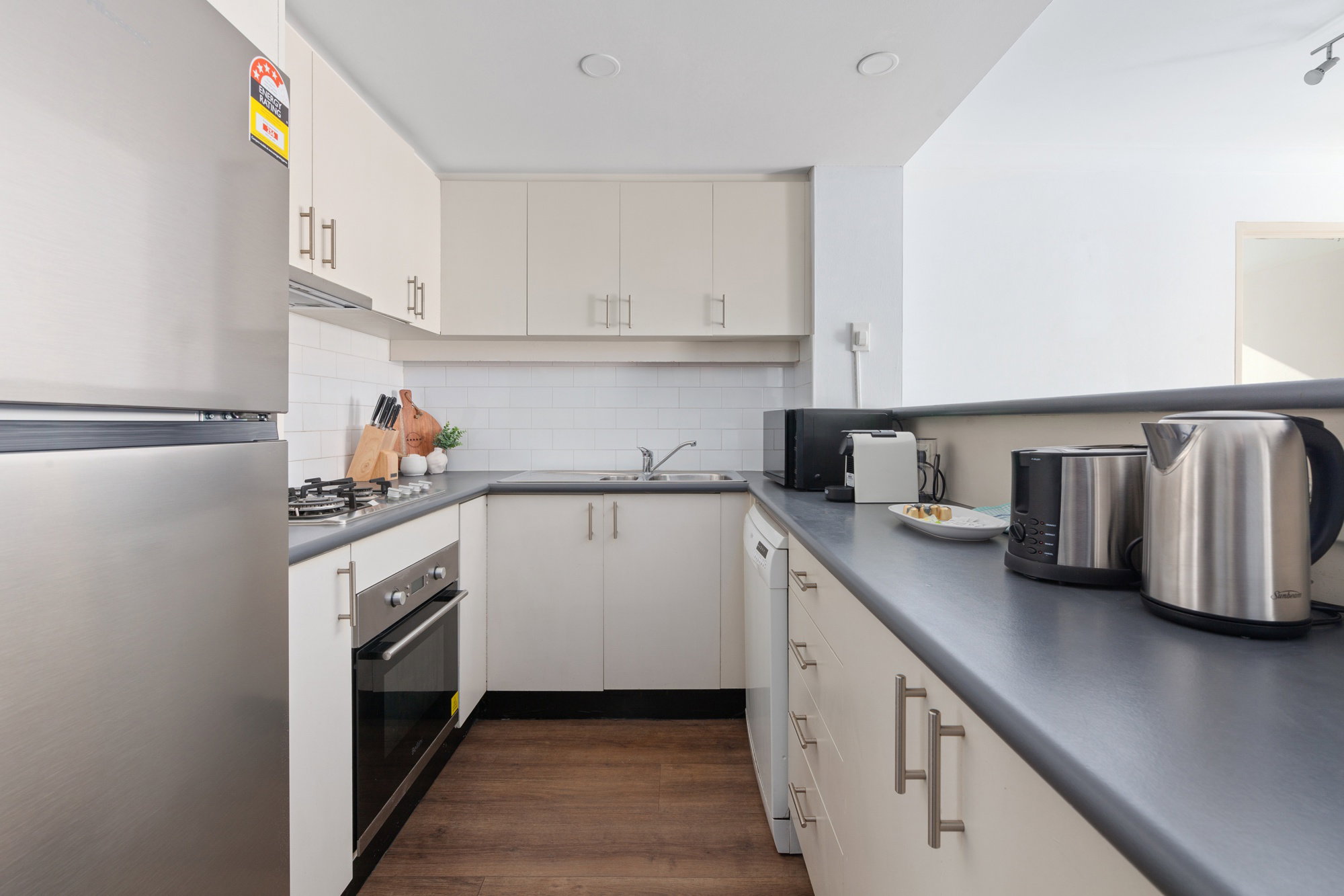 Furnished 2 Bedroom Apartment in Surry Hills