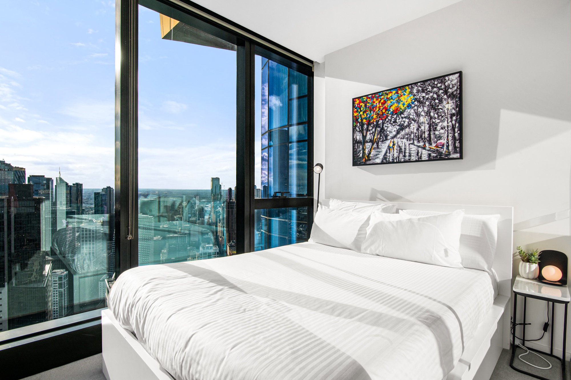 Furnished 2 Bedroom Apartment in Southbank