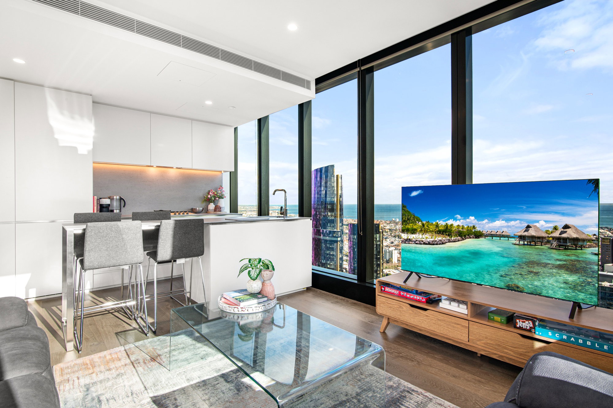 Furnished 2 Bedroom Apartment in Southbank