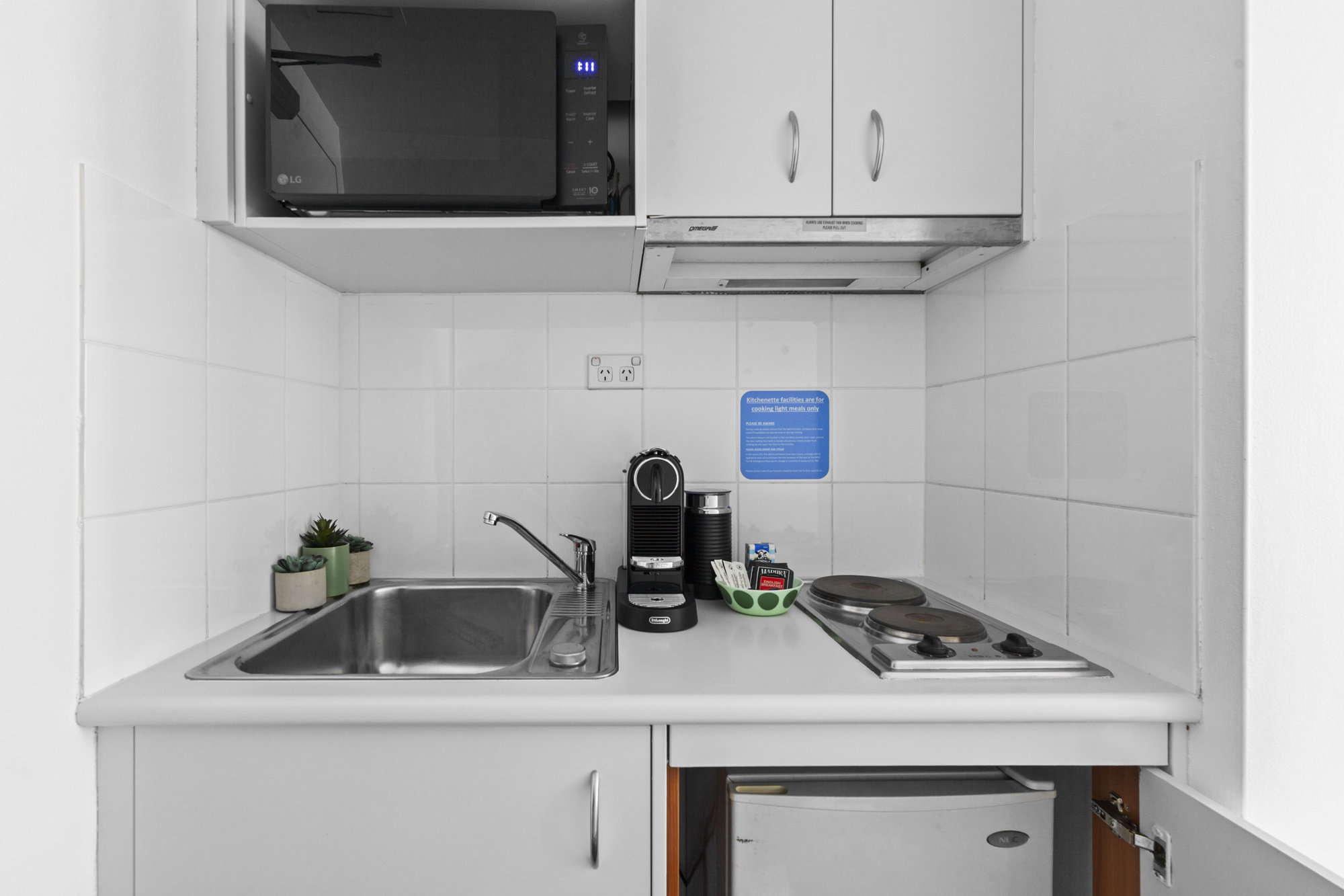 Furnished 1 Bedroom Apartment in Parramatta