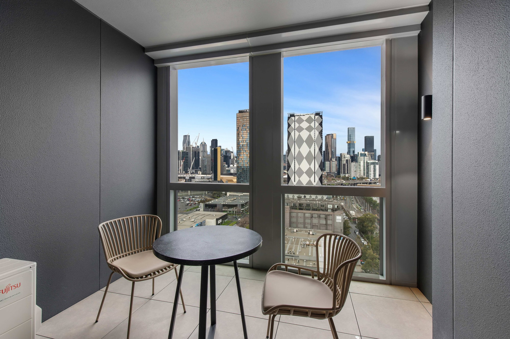 Furnished 1 Bedroom Apartment in South Melbourne