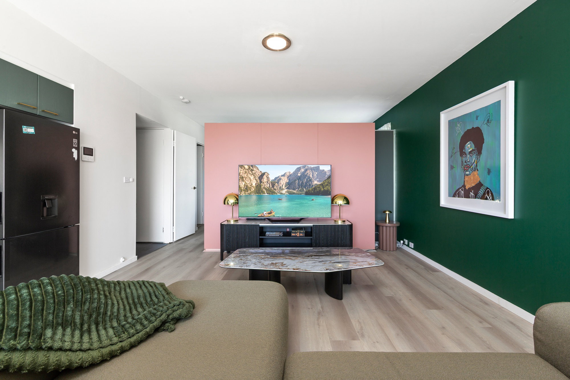 Furnished 1 Bedroom Apartment in Surry Hills