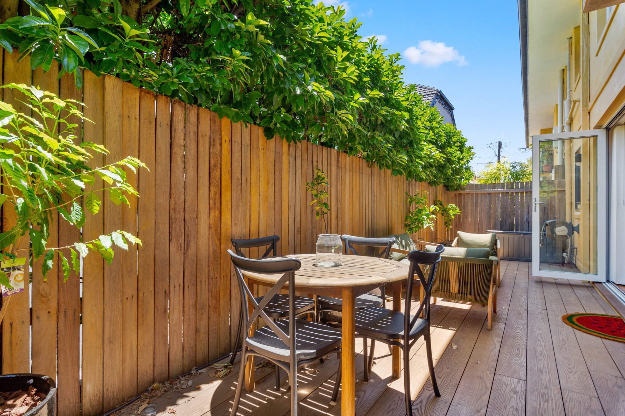 Furnished 2 Bedroom Apartment in Marrickville