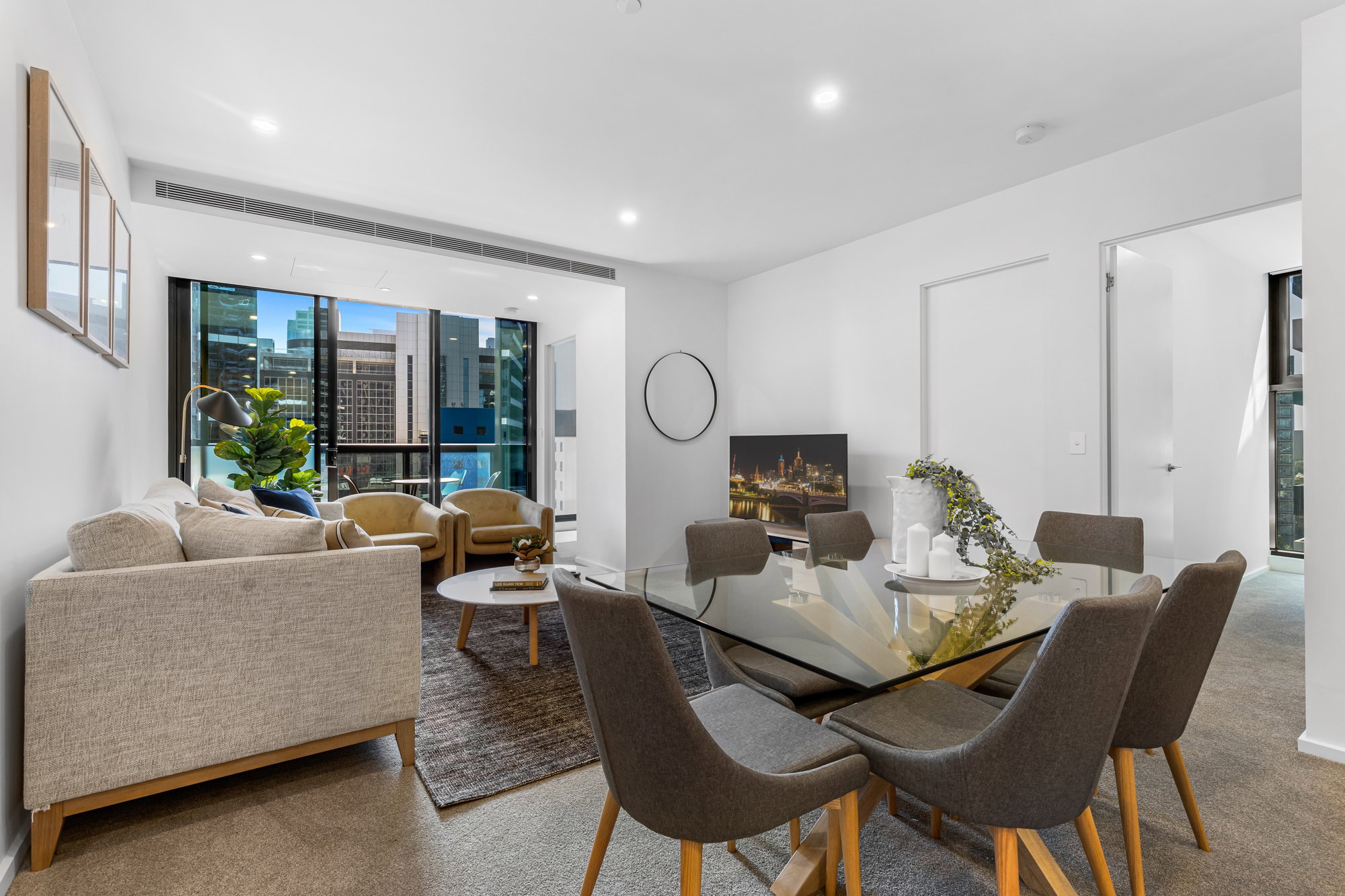 Furnished 3 Bedroom Apartment in Southbank