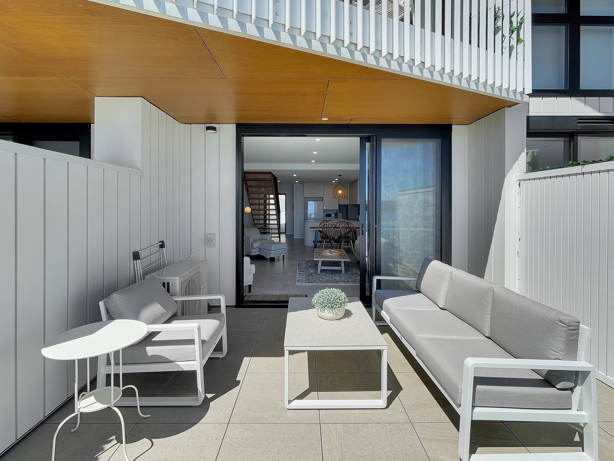 Furnished 2 Bedroom Apartment in Batemans Bay