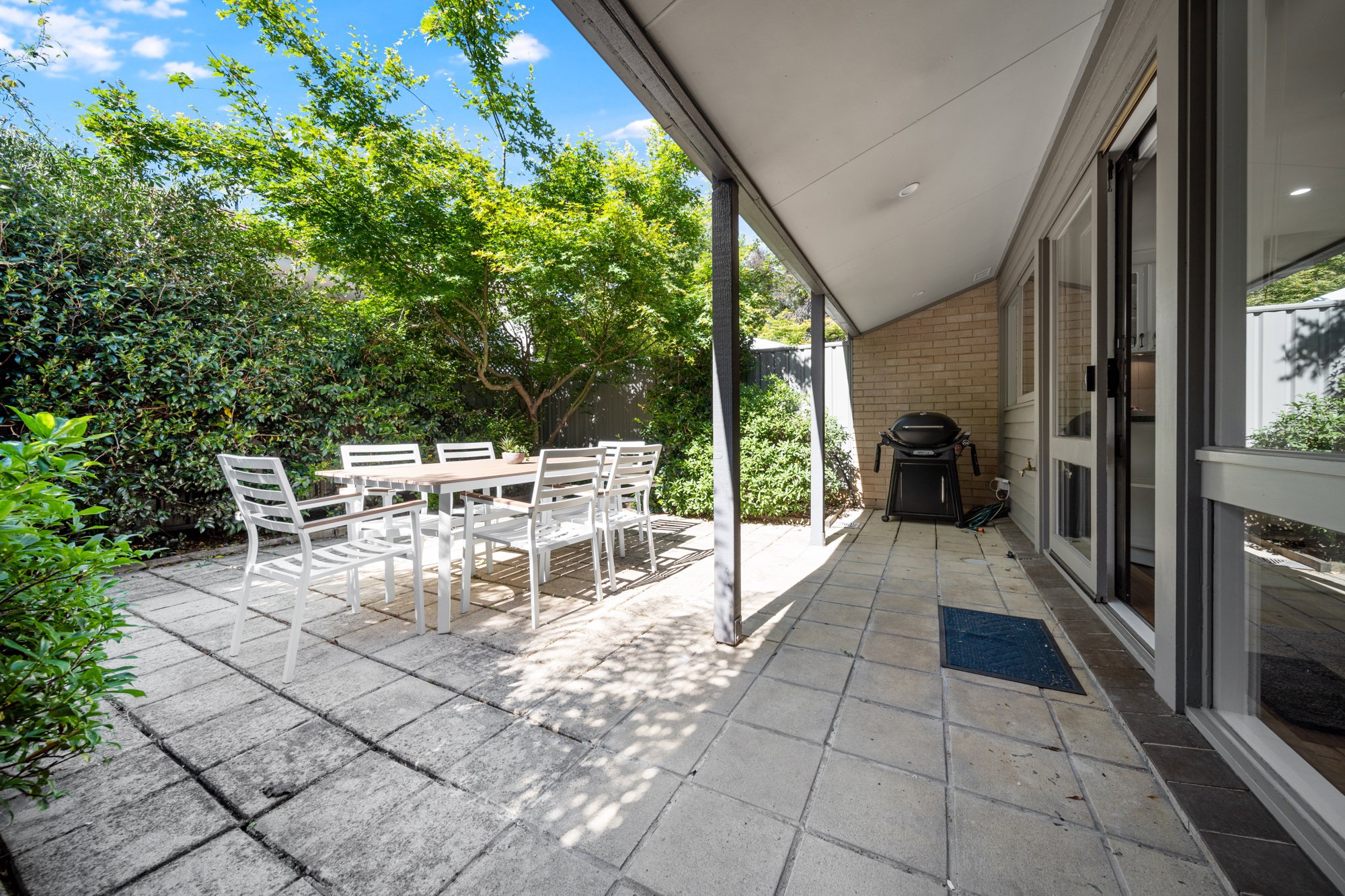 Furnished 2 Bedroom Rental in Kingston