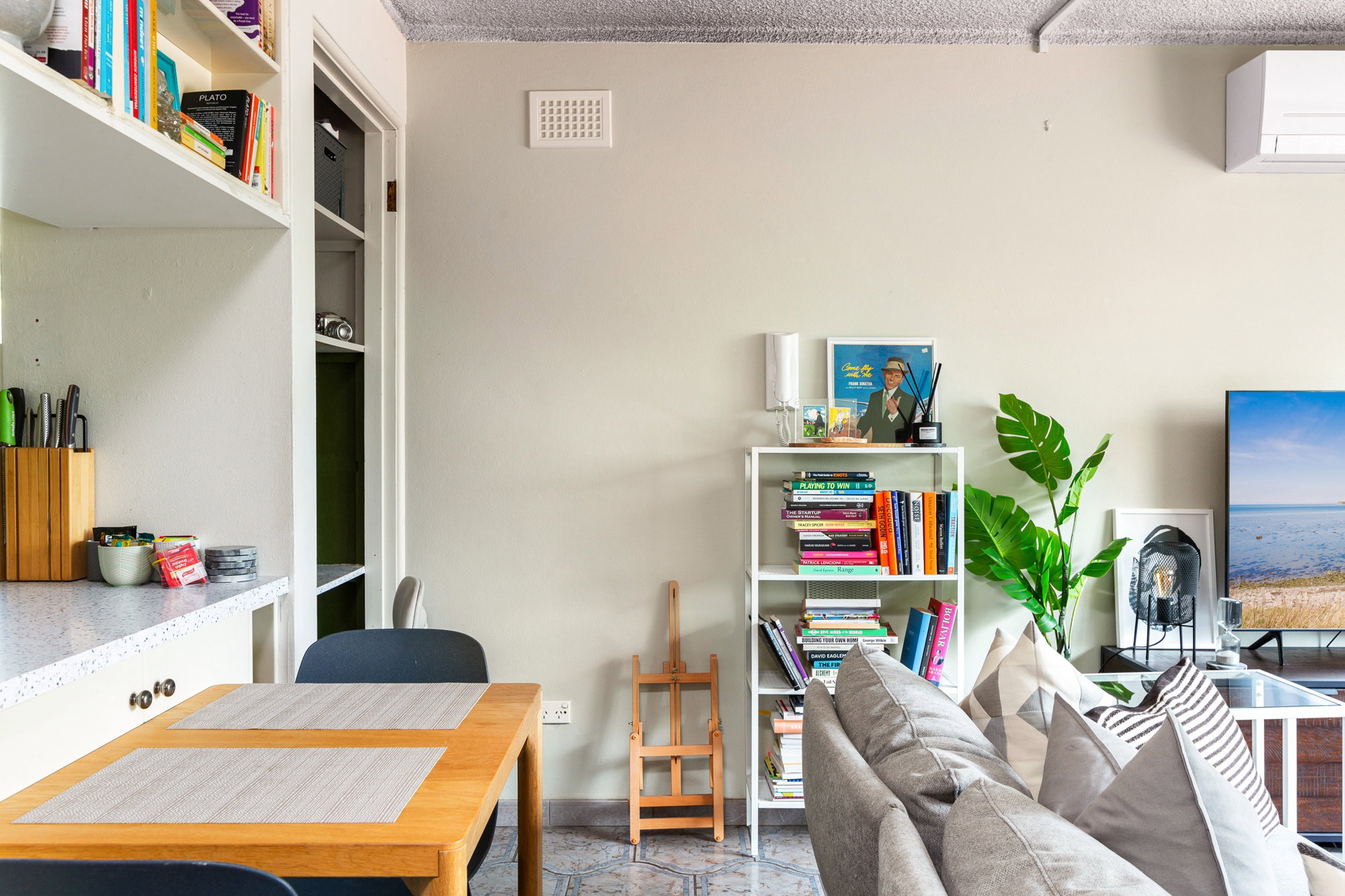 Furnished 1 Bedroom Apartment in Sydenham