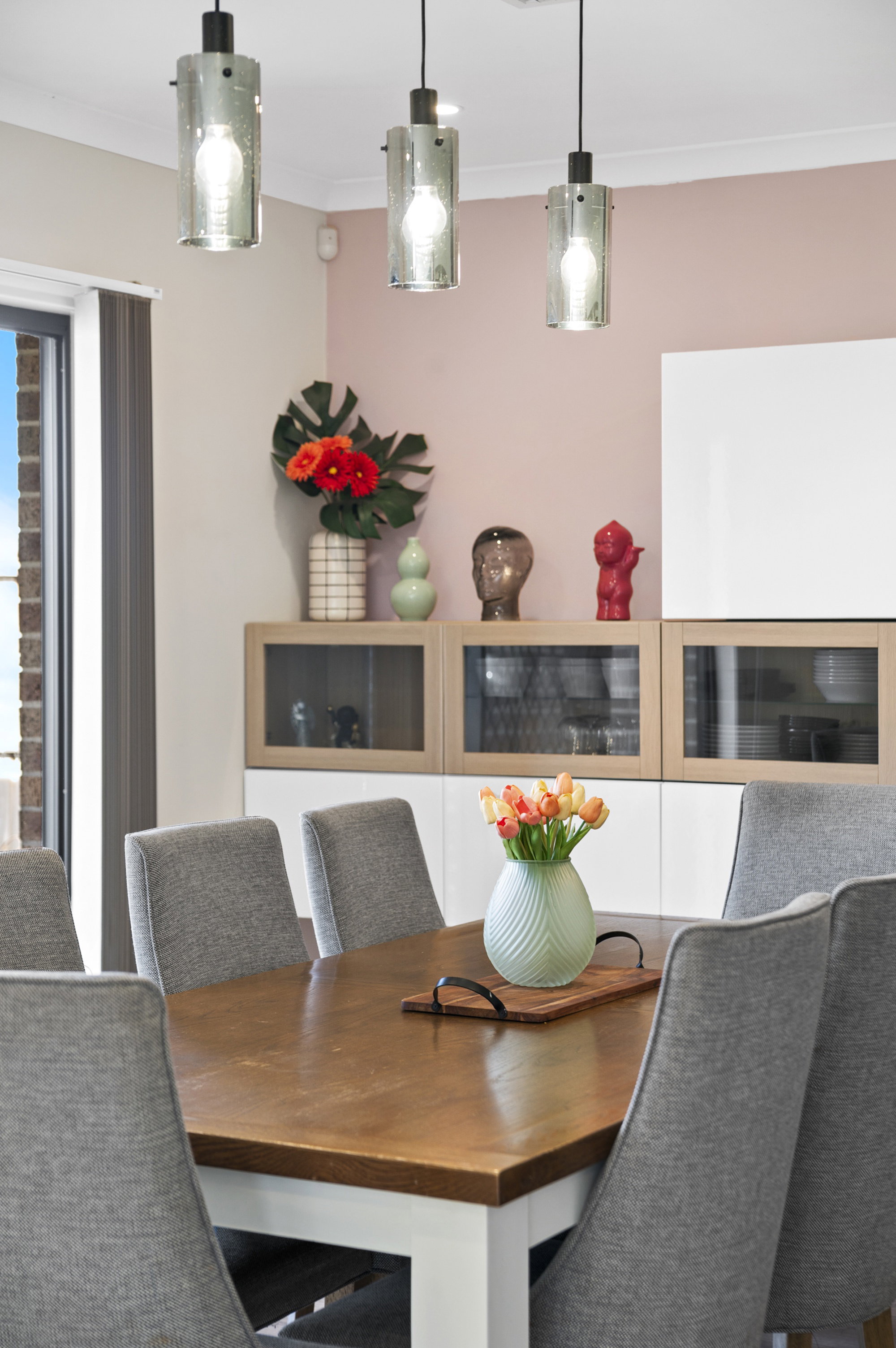 Furnished 4 Bedroom House in Tarneit