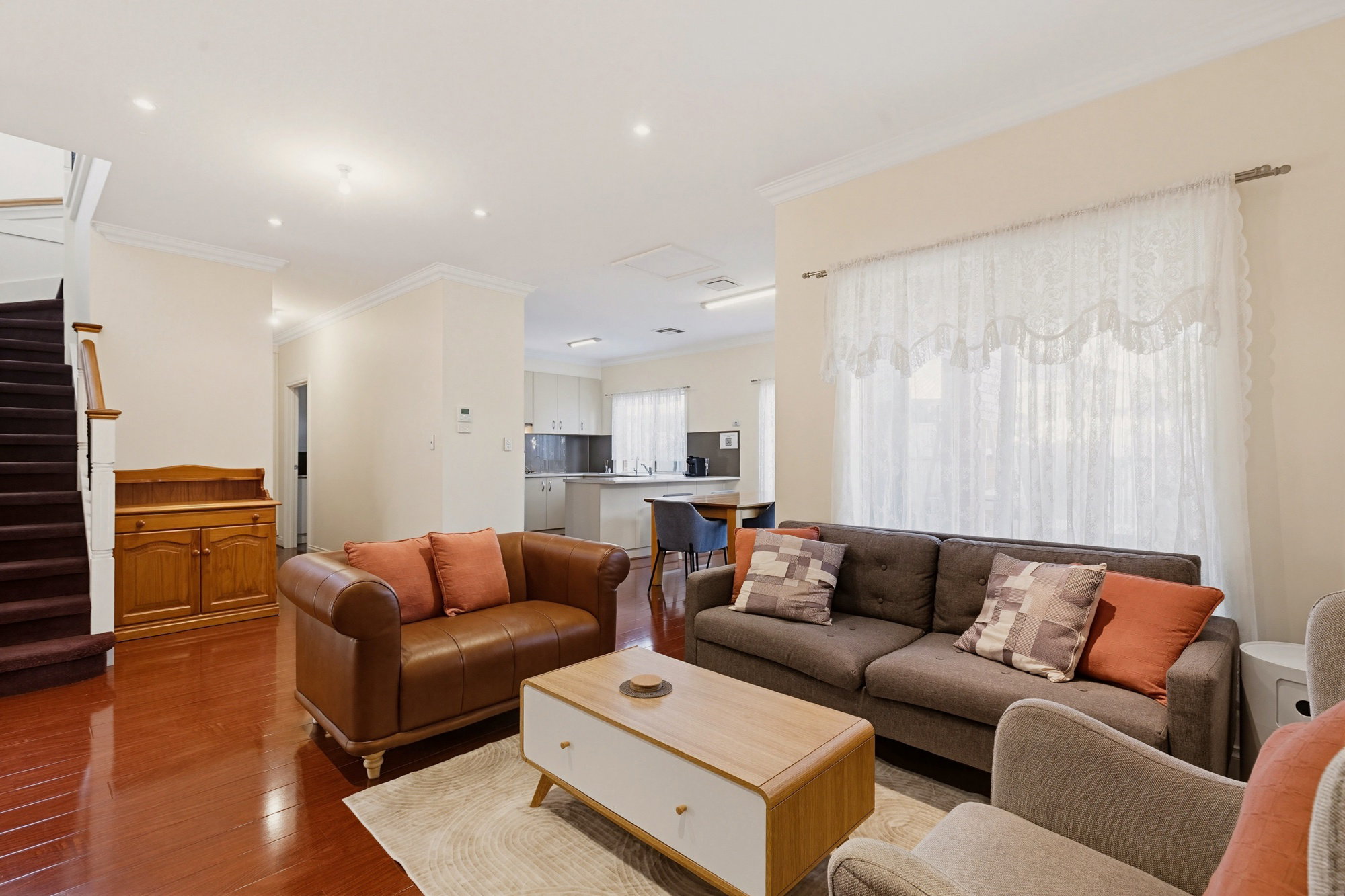 Furnished 4 Bedroom House in Seacombe Gardens