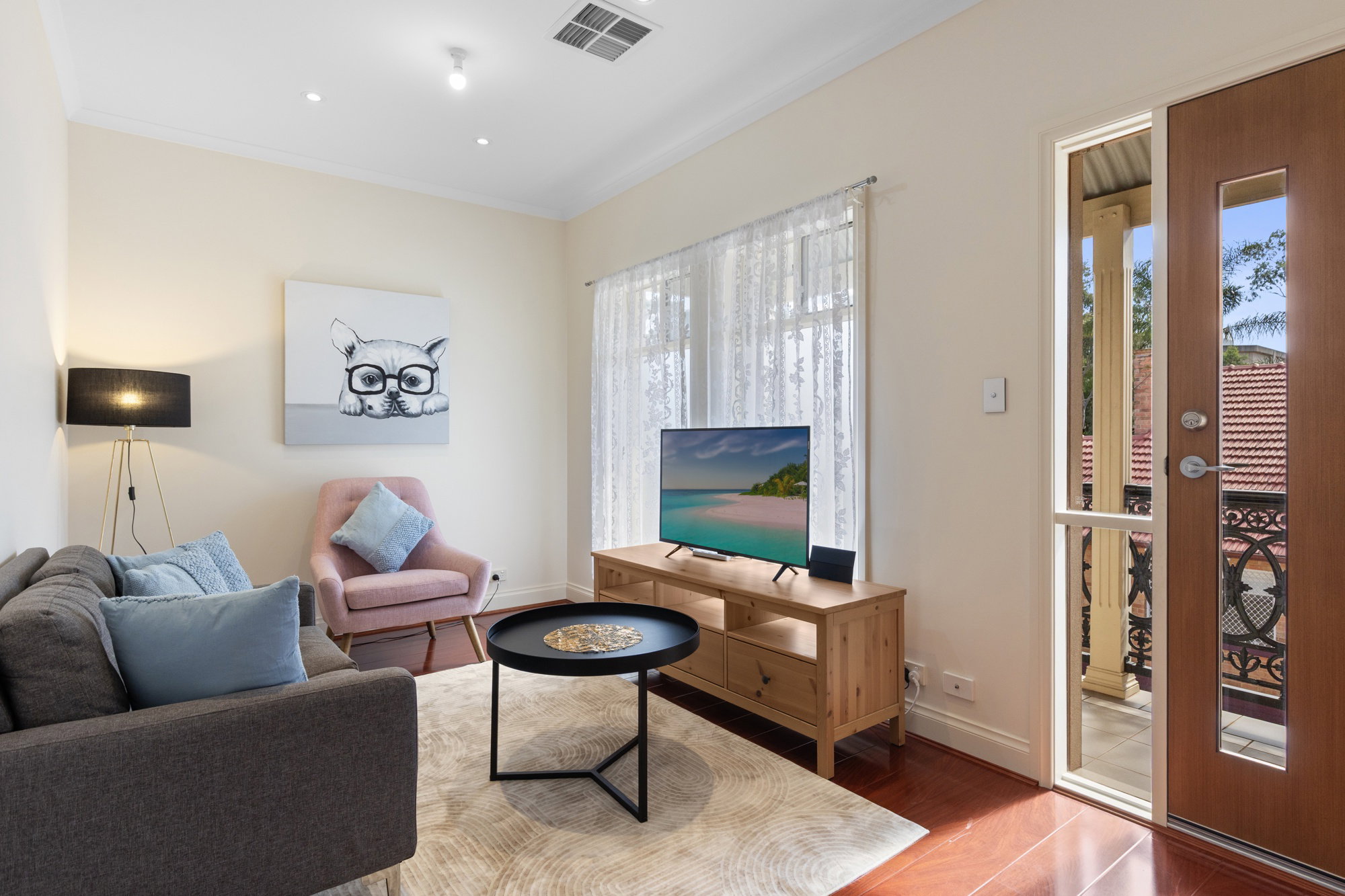 Furnished 4 Bedroom House in Seacombe Gardens