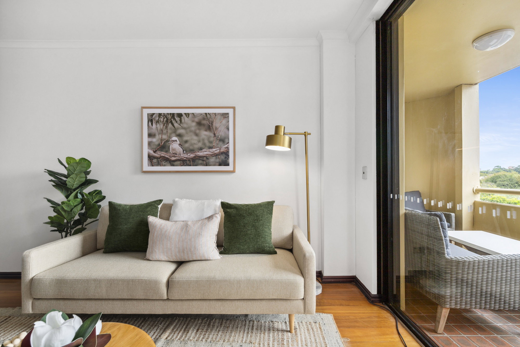 Furnished 2 Bedroom Apartment in Surry Hills