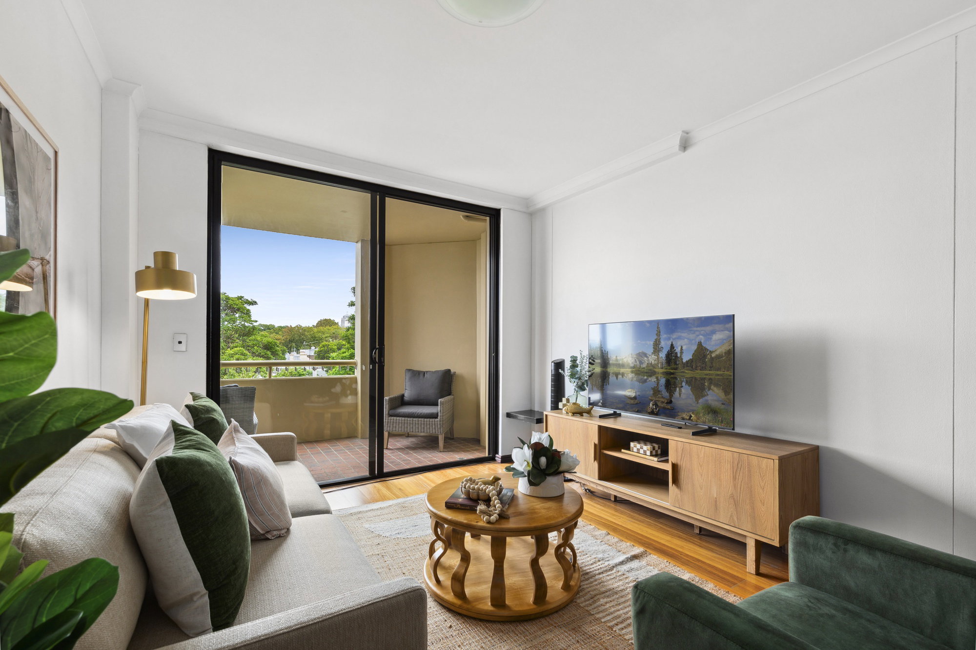 Furnished 2 Bedroom Apartment in Surry Hills