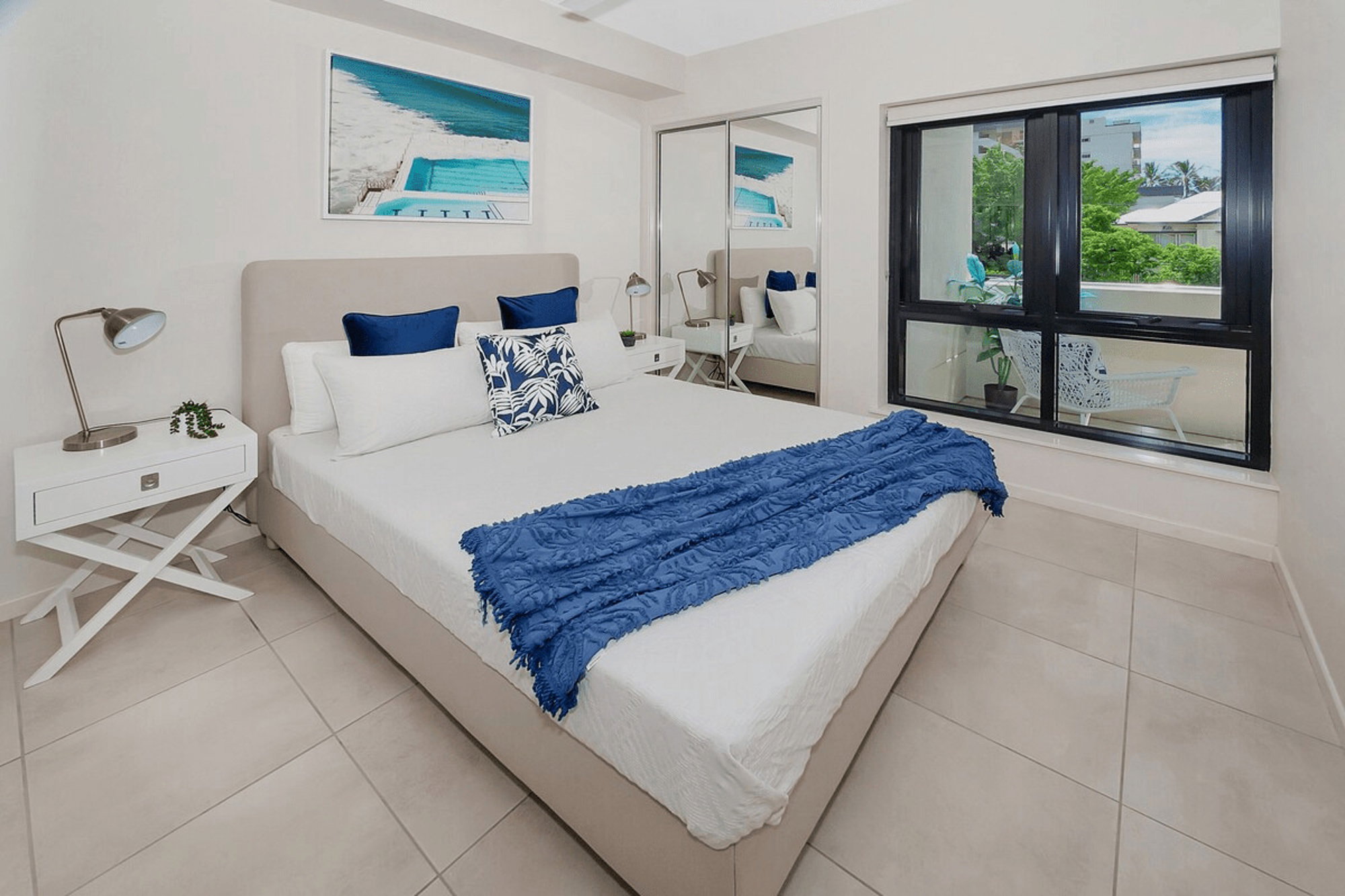 Furnished 2 Bedroom Apartment in Cairns North