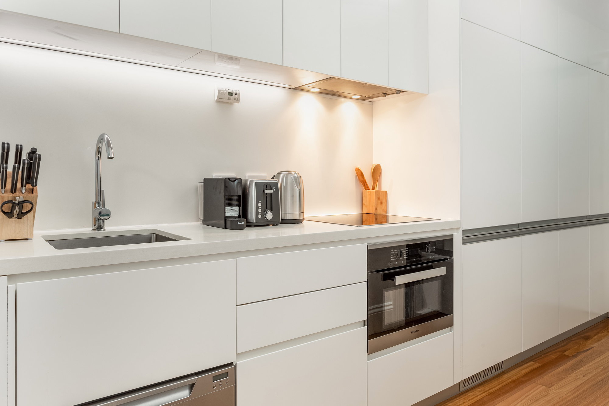 Furnished 1 Bedroom Apartment in Fairfield West