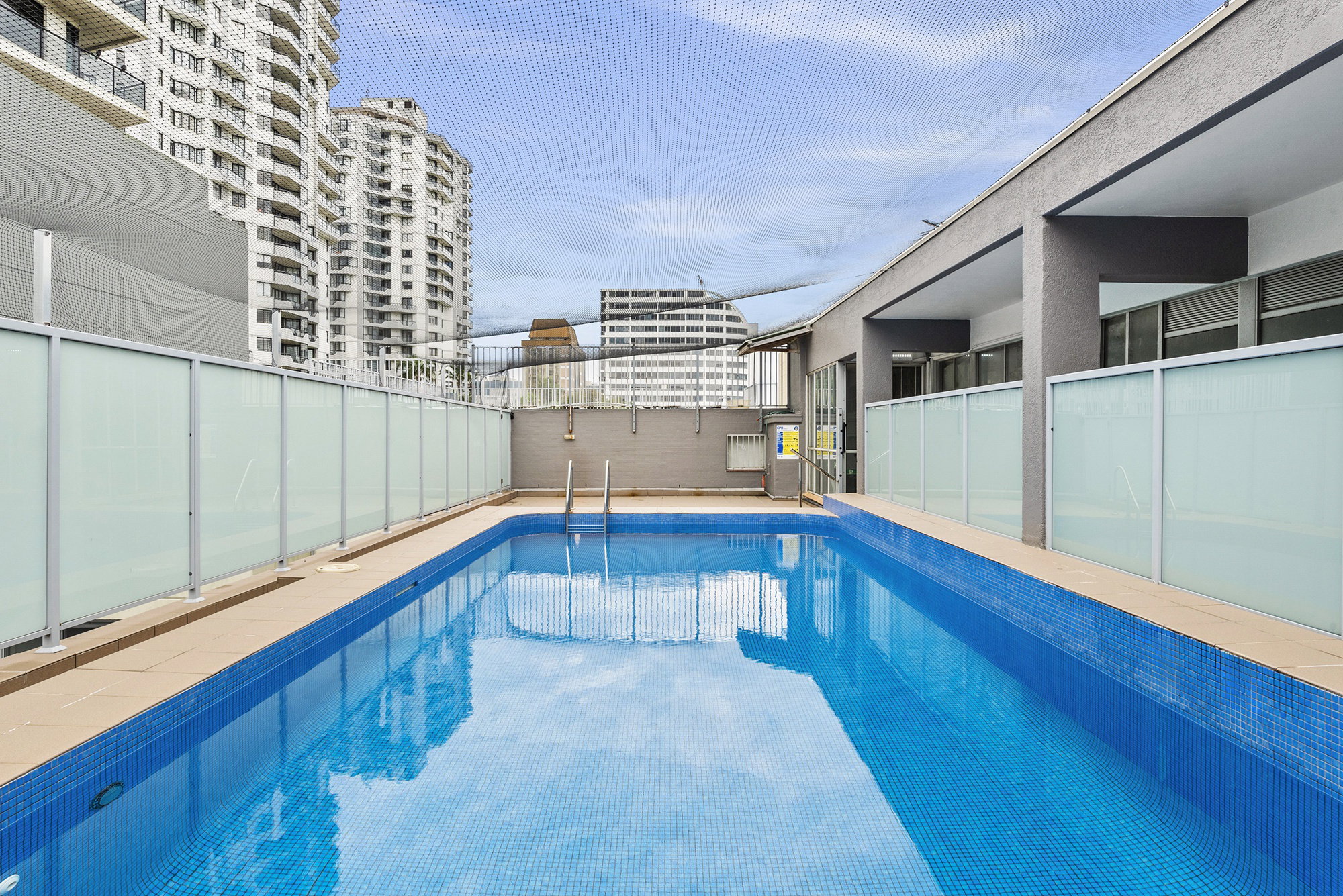 Furnished 1 Bedroom Apartment in Bondi Junction