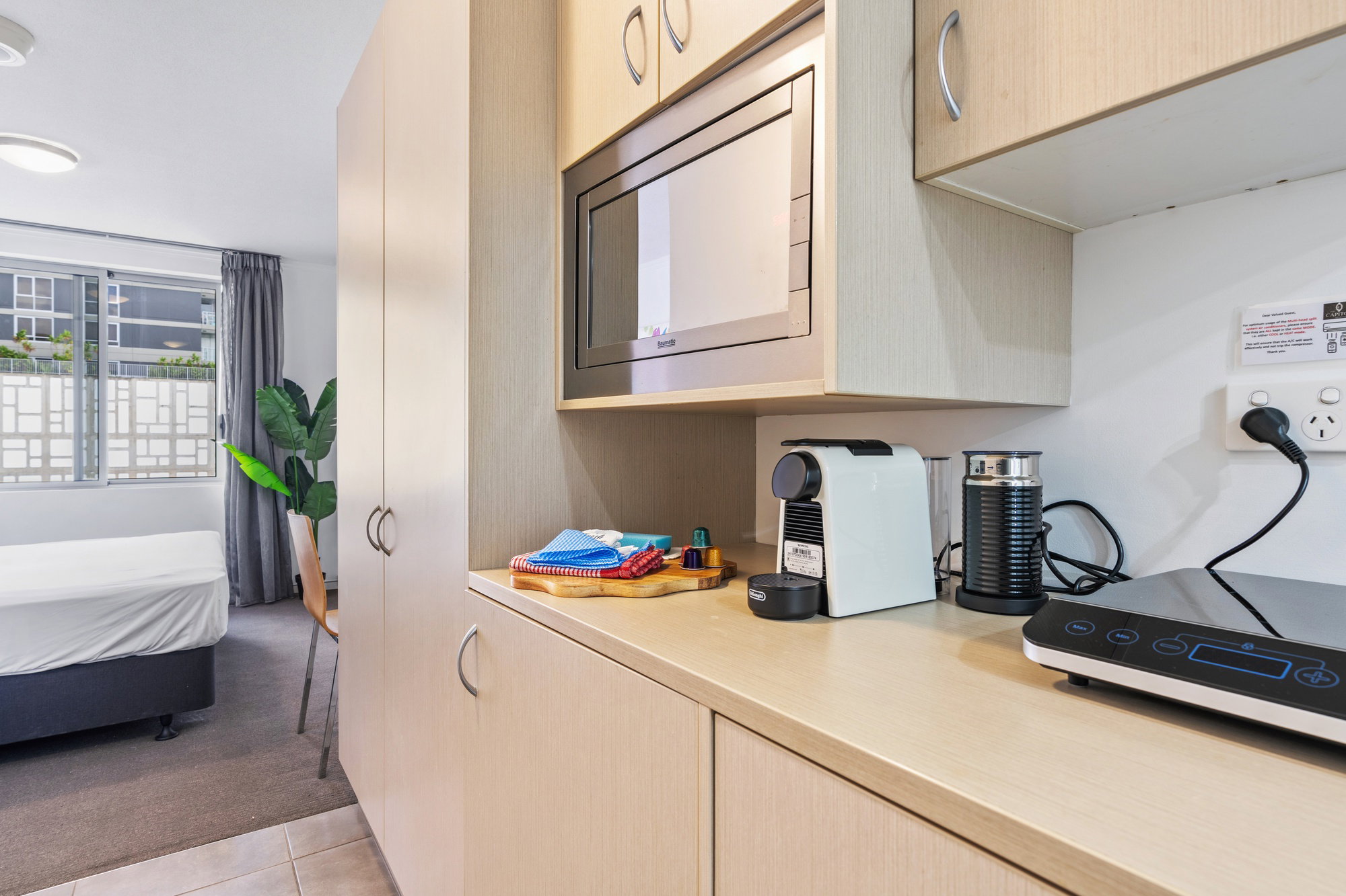 Furnished 1 Bedroom Rental in South Brisbane