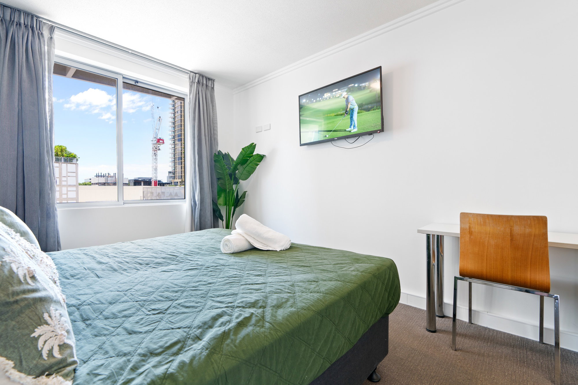Furnished 1 Bedroom Rental in South Brisbane