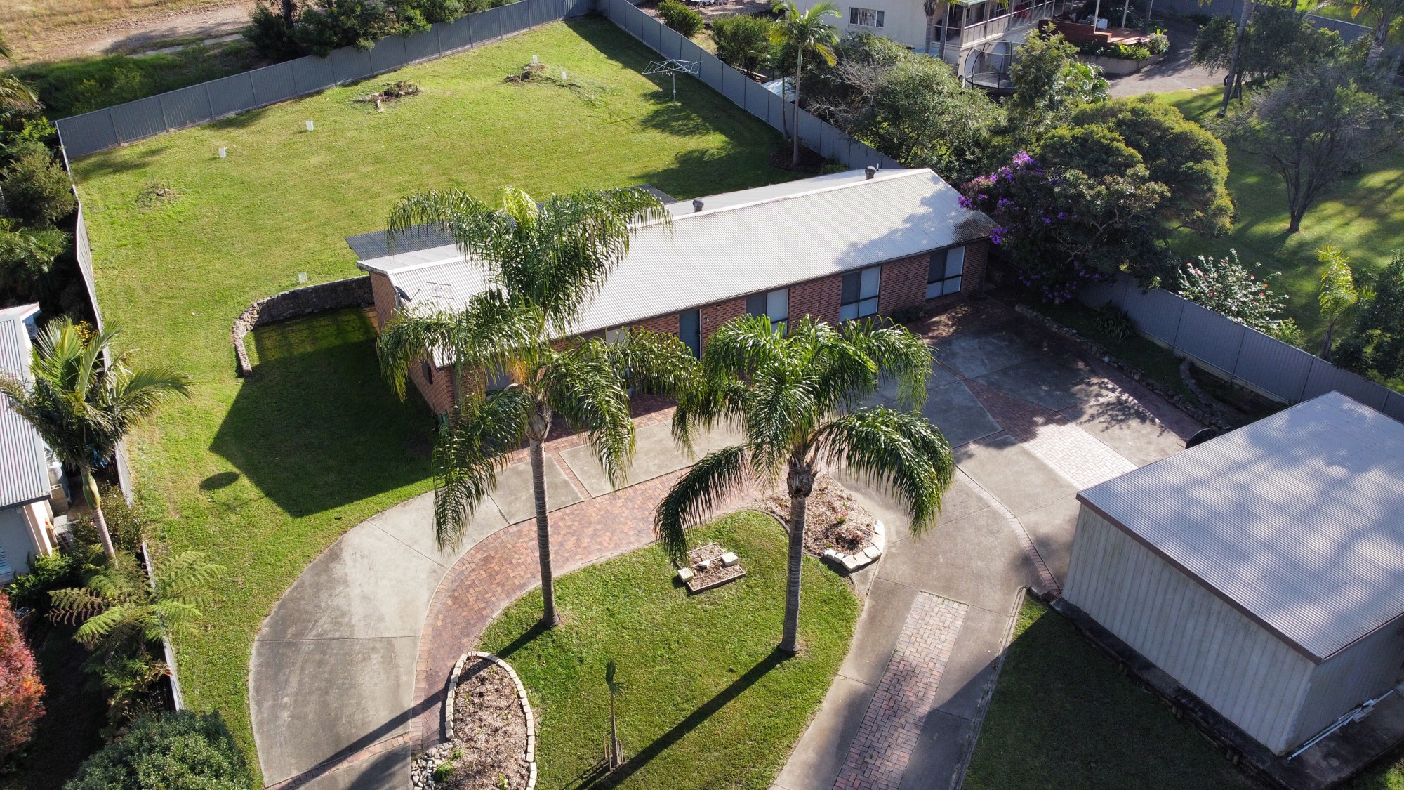 Furnished 4 Bedroom House in Surf Beach