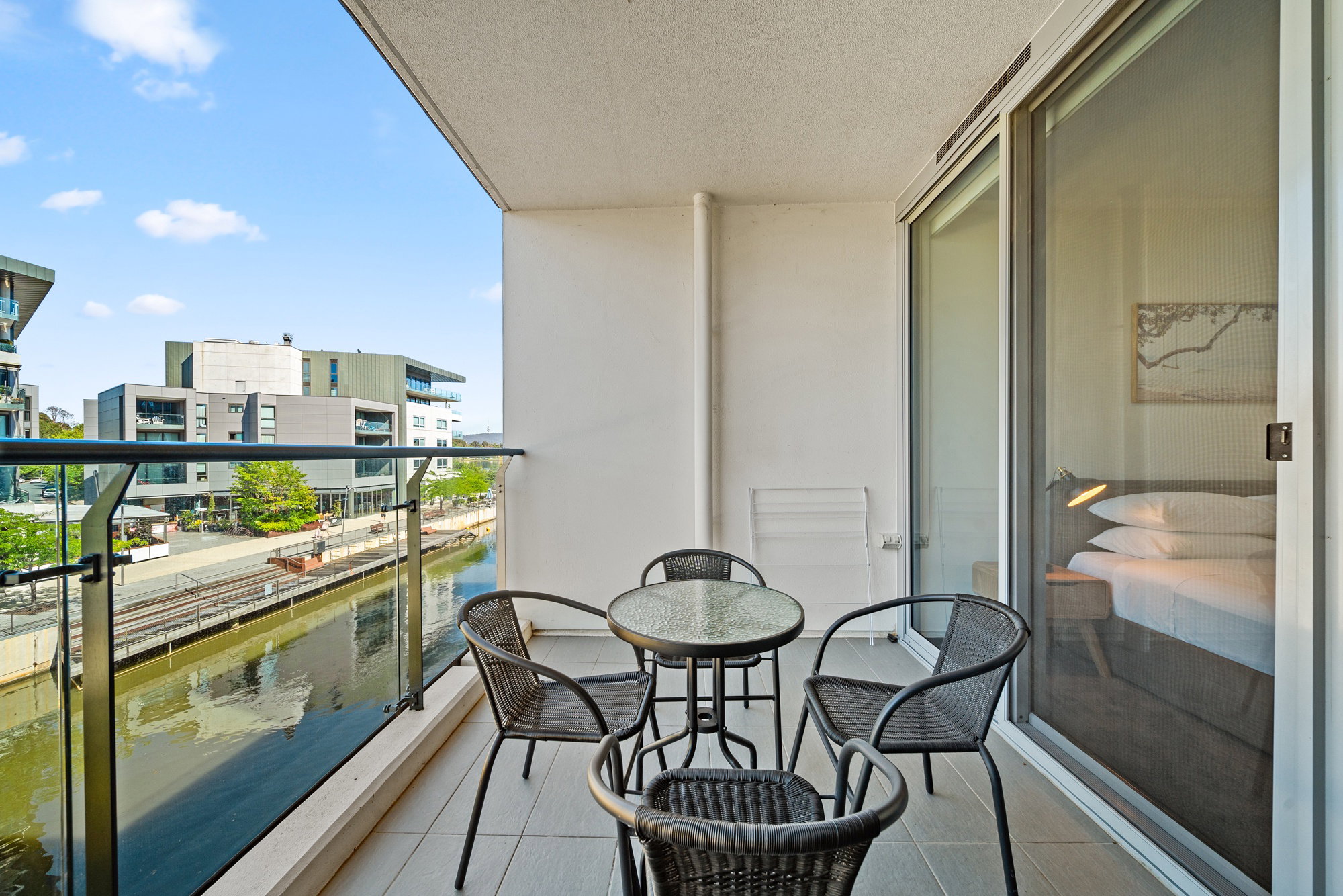 Furnished 1 Bedroom Apartment in Kingston