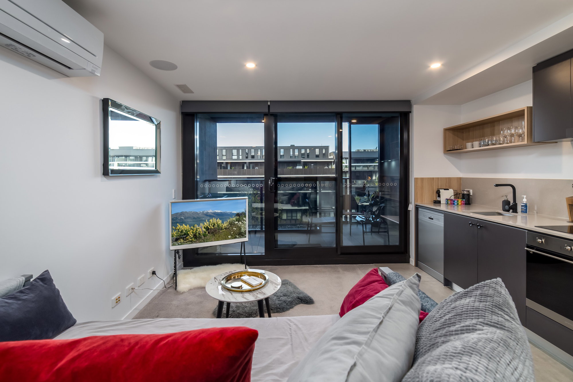 Furnished 1 Bedroom Apartment in Braddon